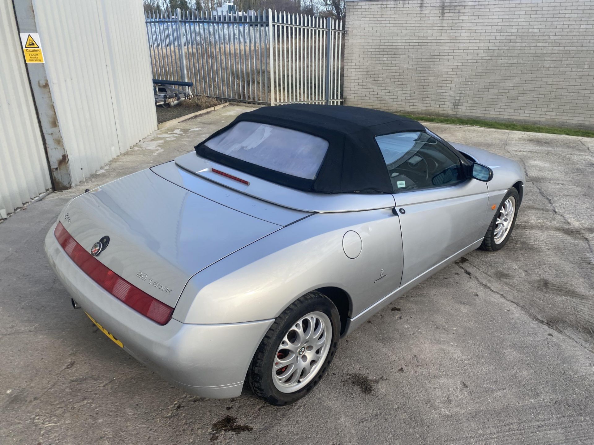 Alfa Spider - Image 31 of 33