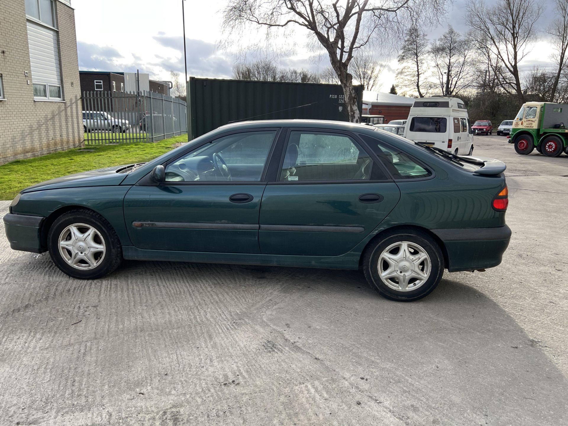 Renault Laguna RT Sport - Image 7 of 24