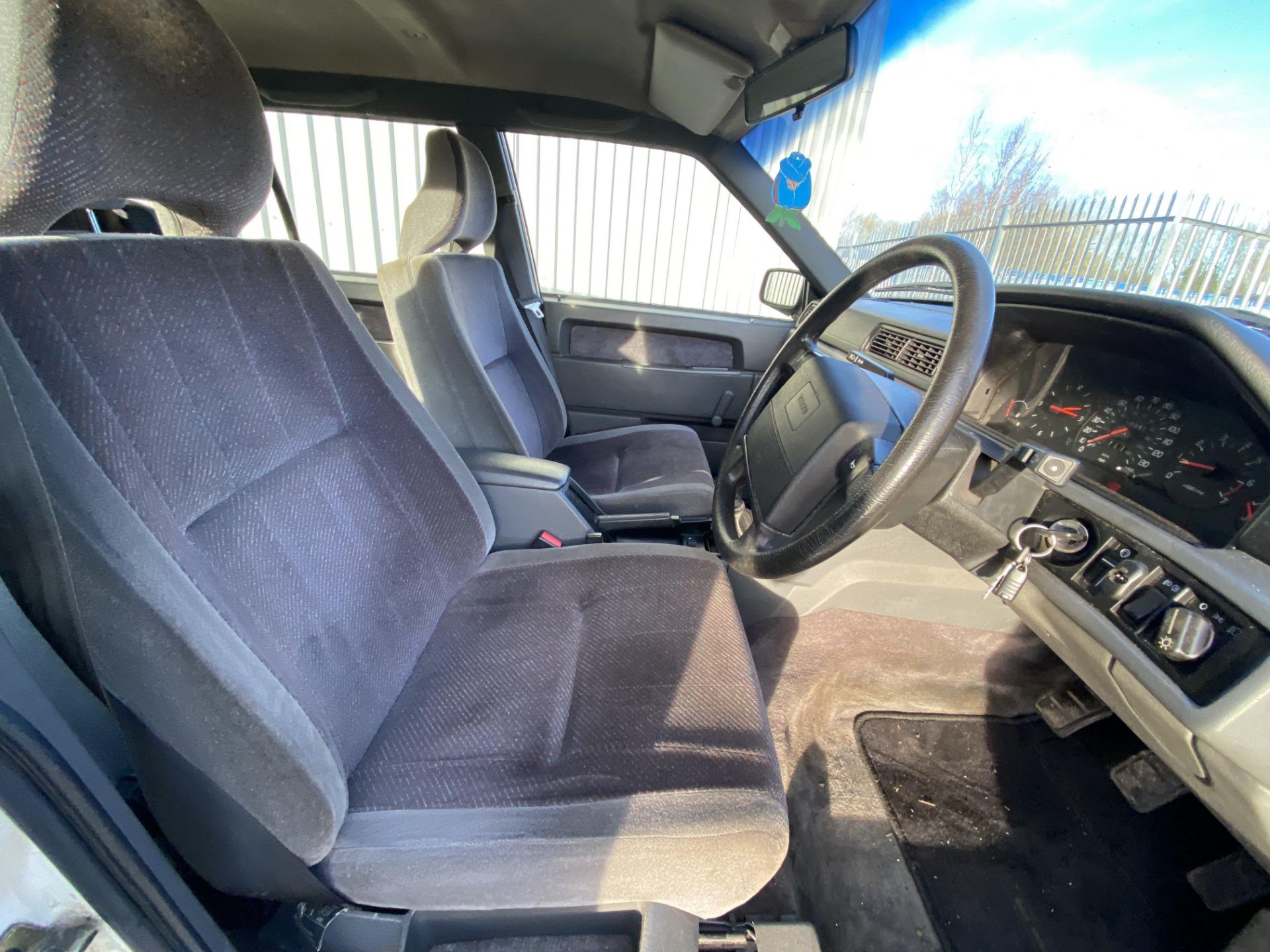 Volvo 940 - Image 18 of 36