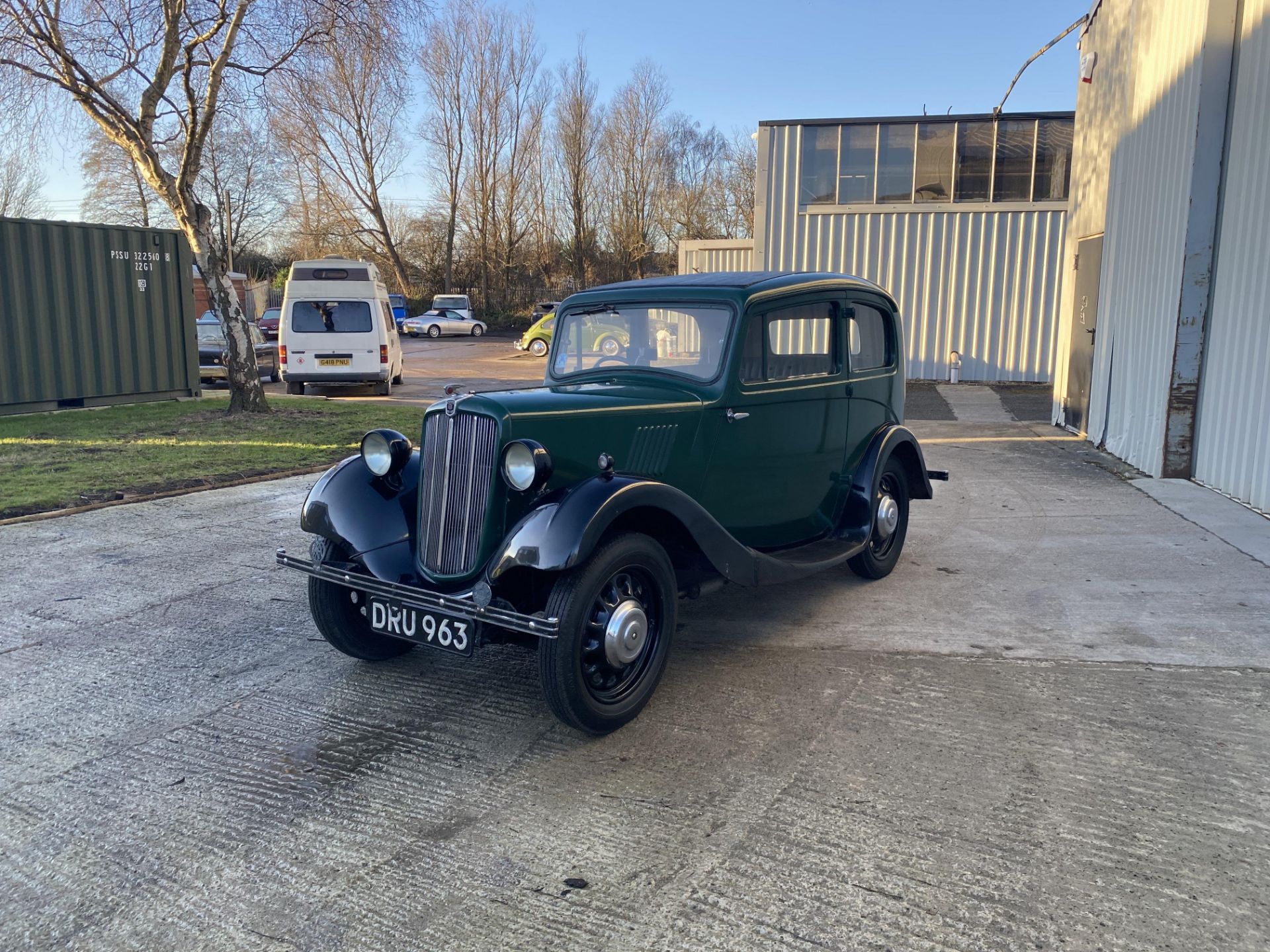 Morris Eight - Image 13 of 36