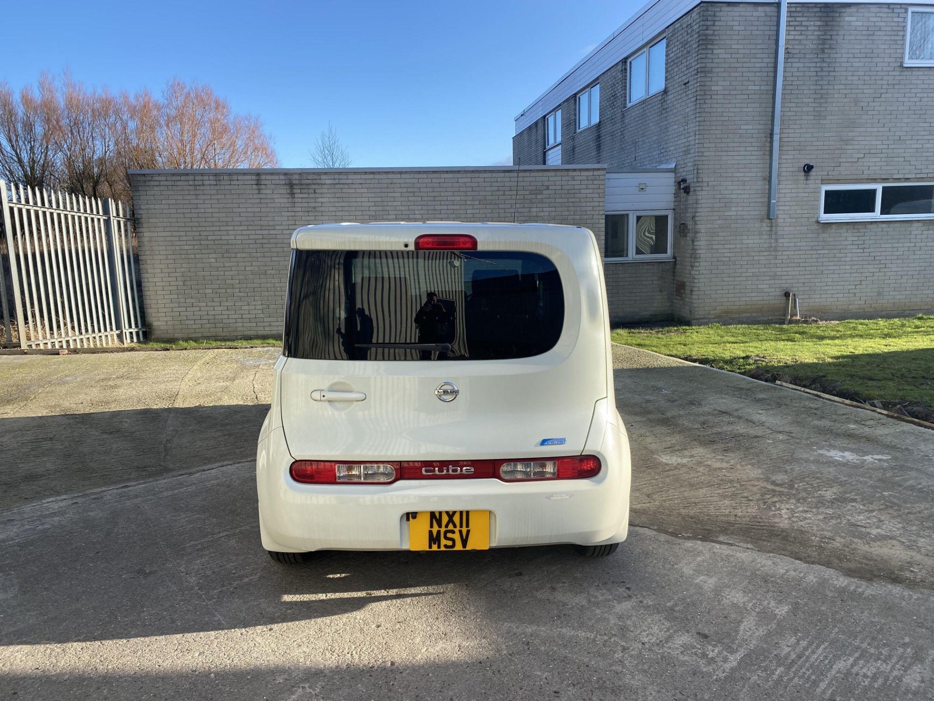 Nissan Cube - Image 5 of 33