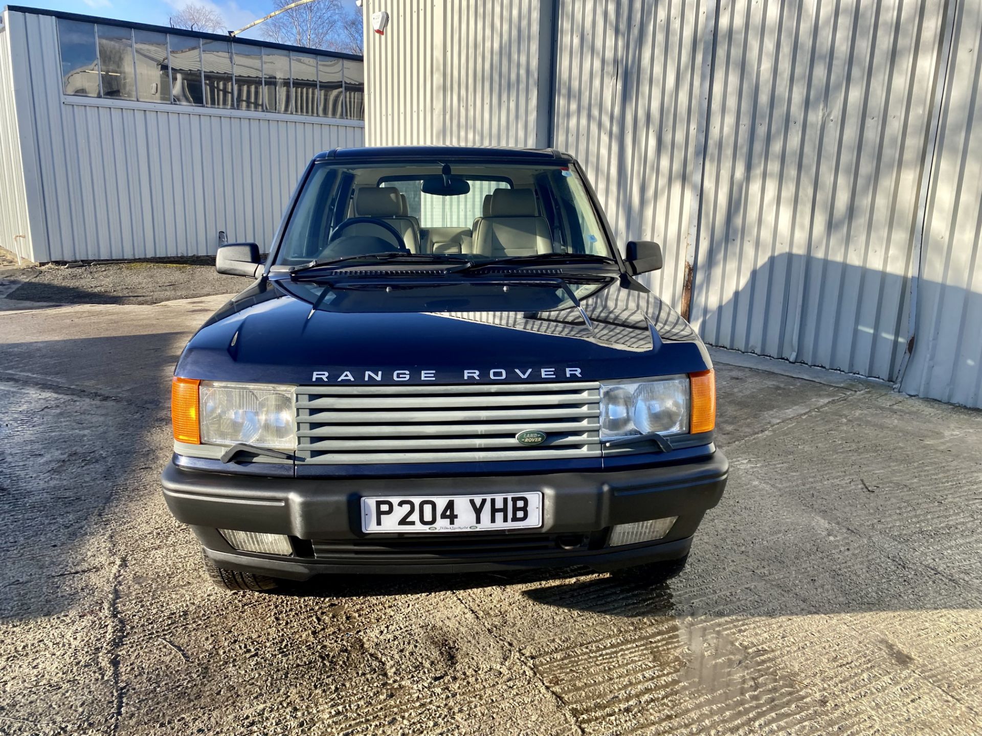 Land Rover Range Rover 4.6 - Image 12 of 40