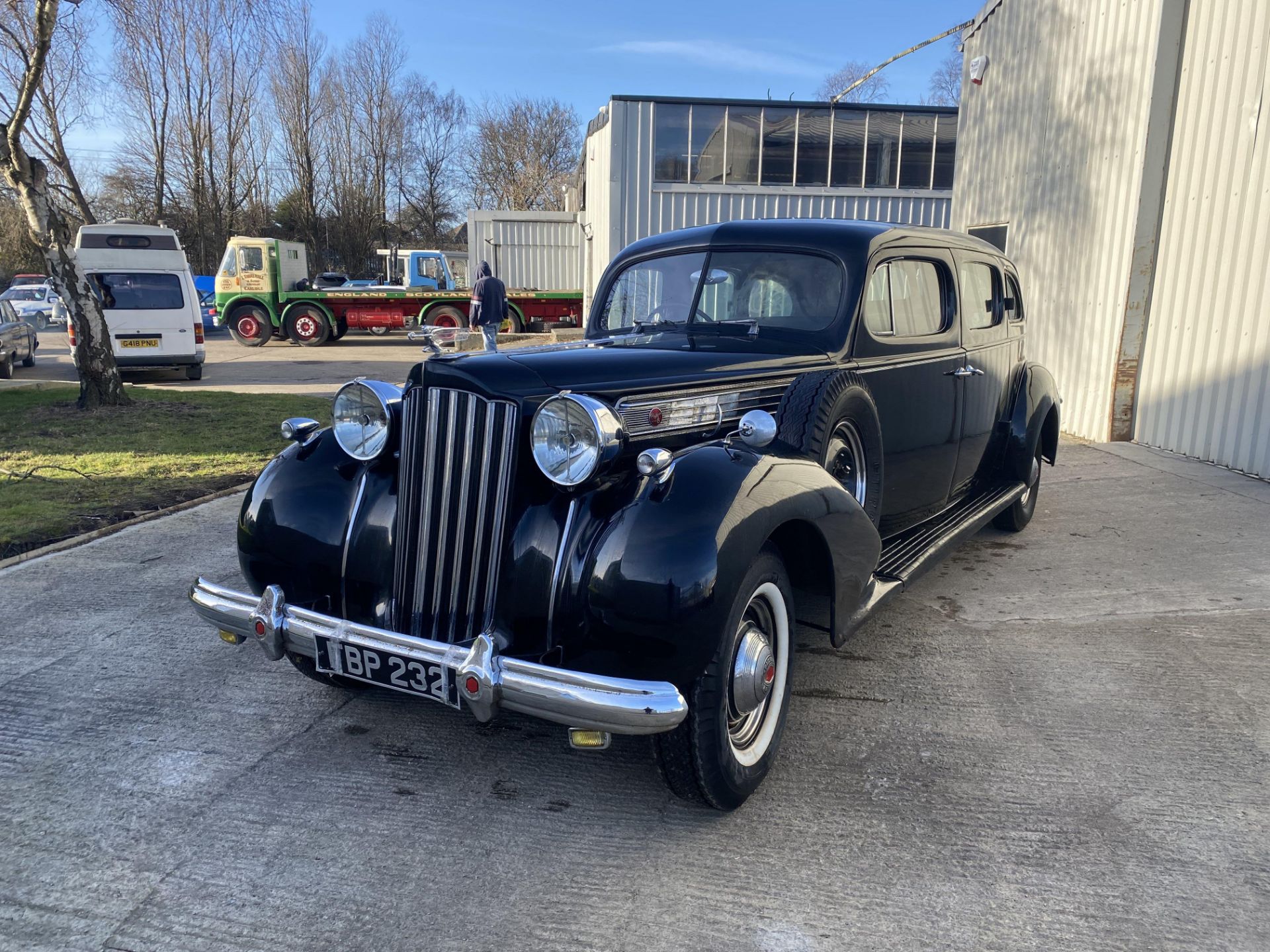 Packard Super Eight Touring Limousine - Image 11 of 34