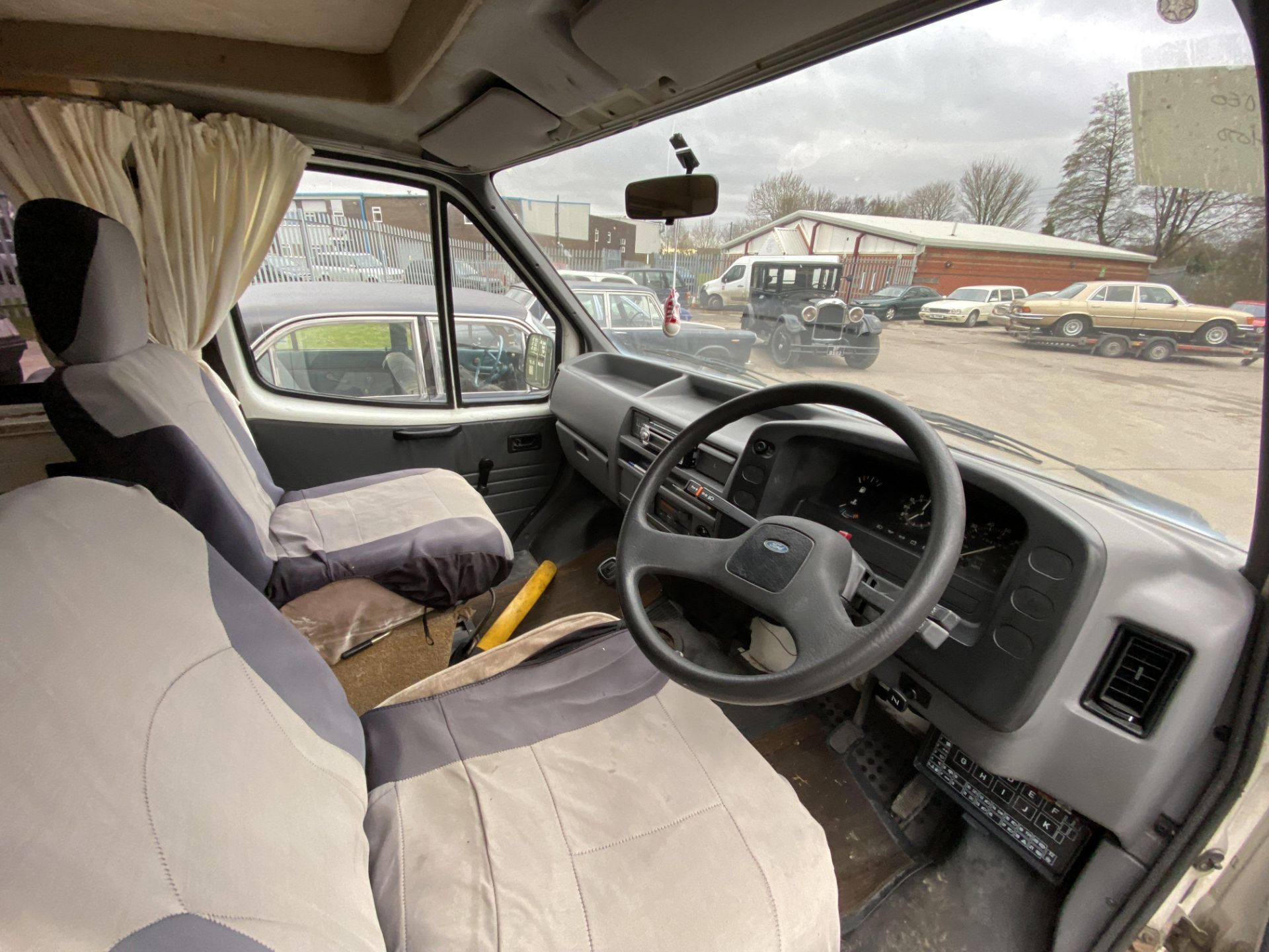 Ford Transit Camper - Image 17 of 25