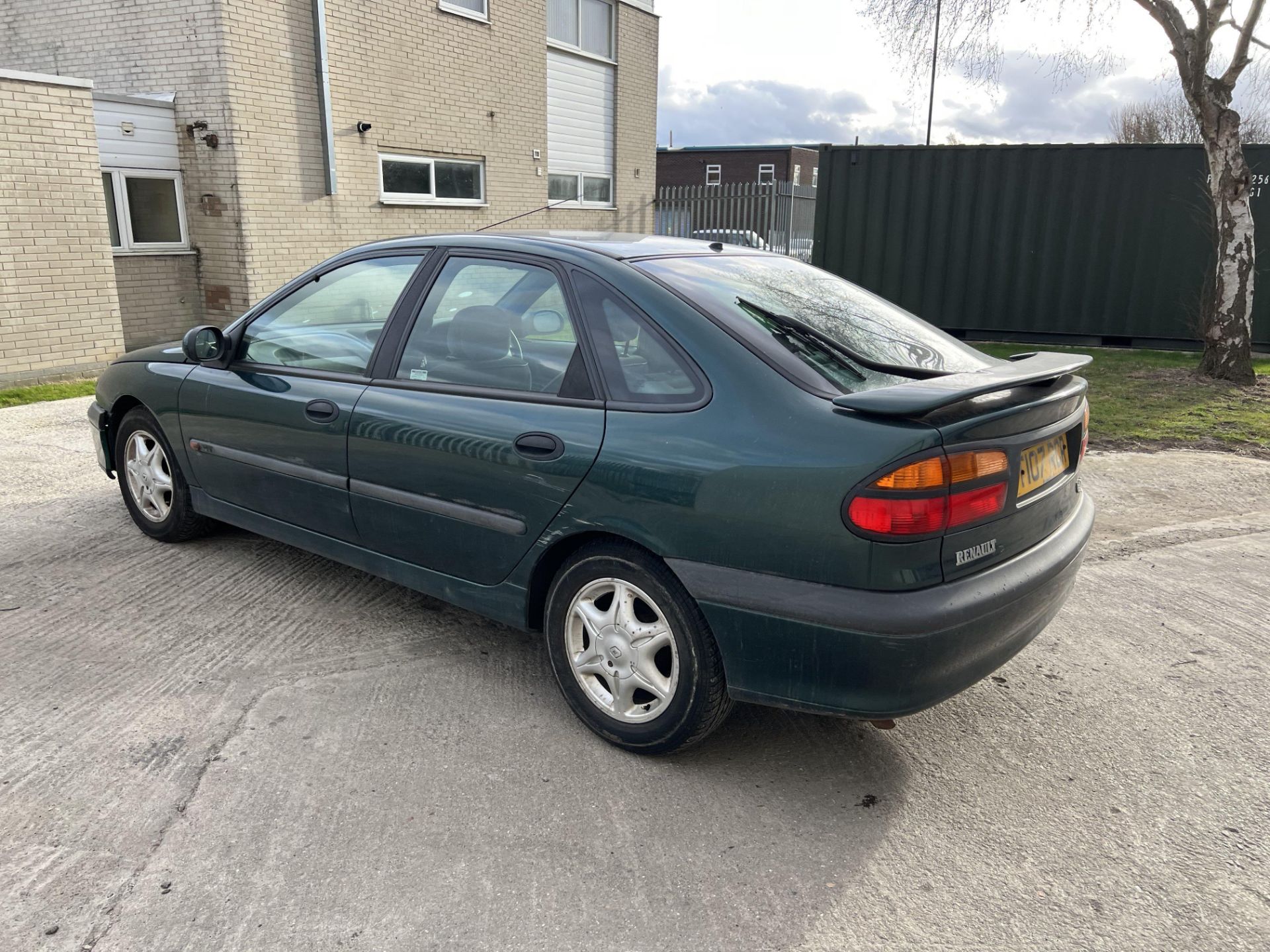 Renault Laguna RT Sport - Image 8 of 24