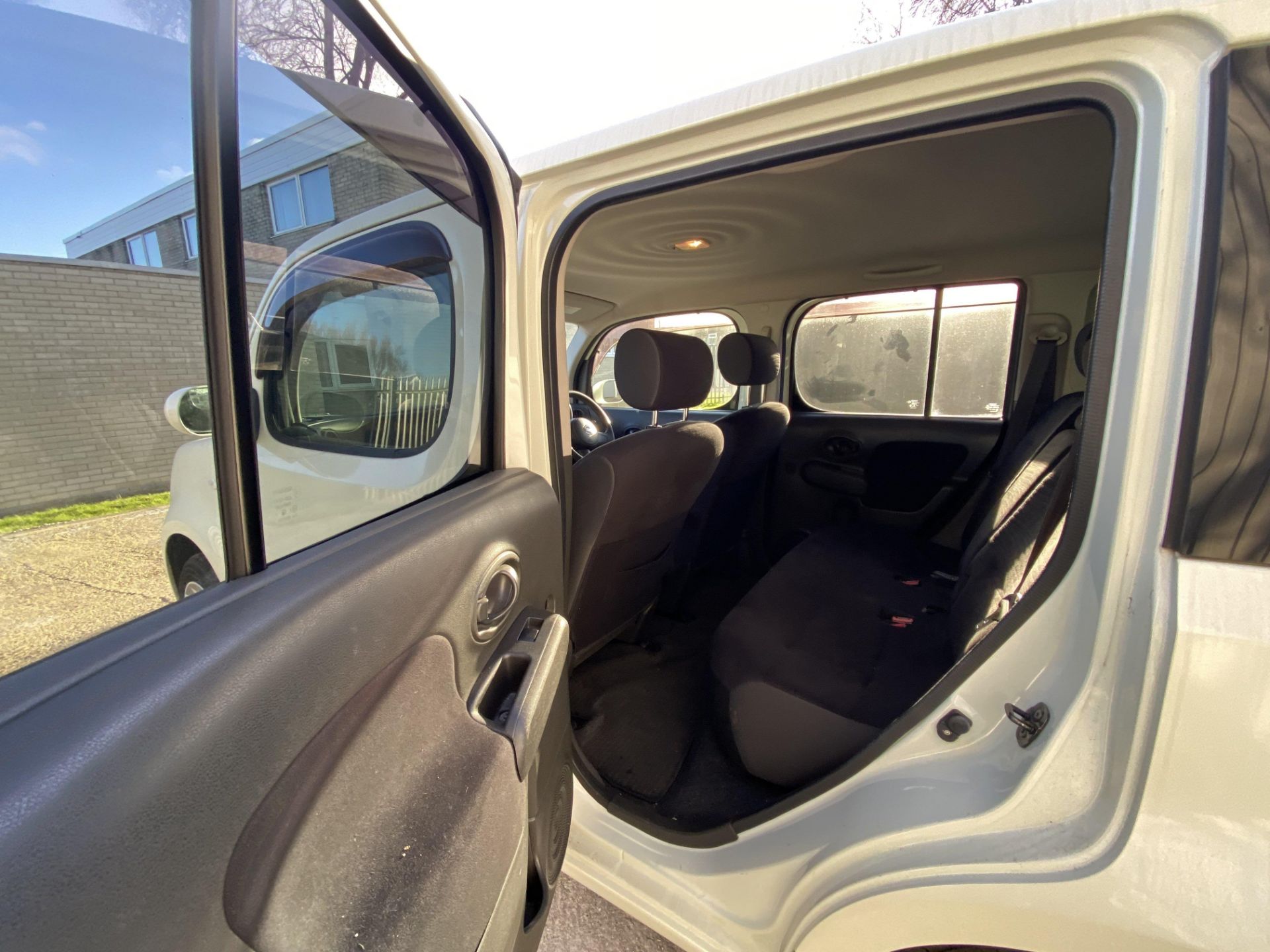 Nissan Cube - Image 23 of 33