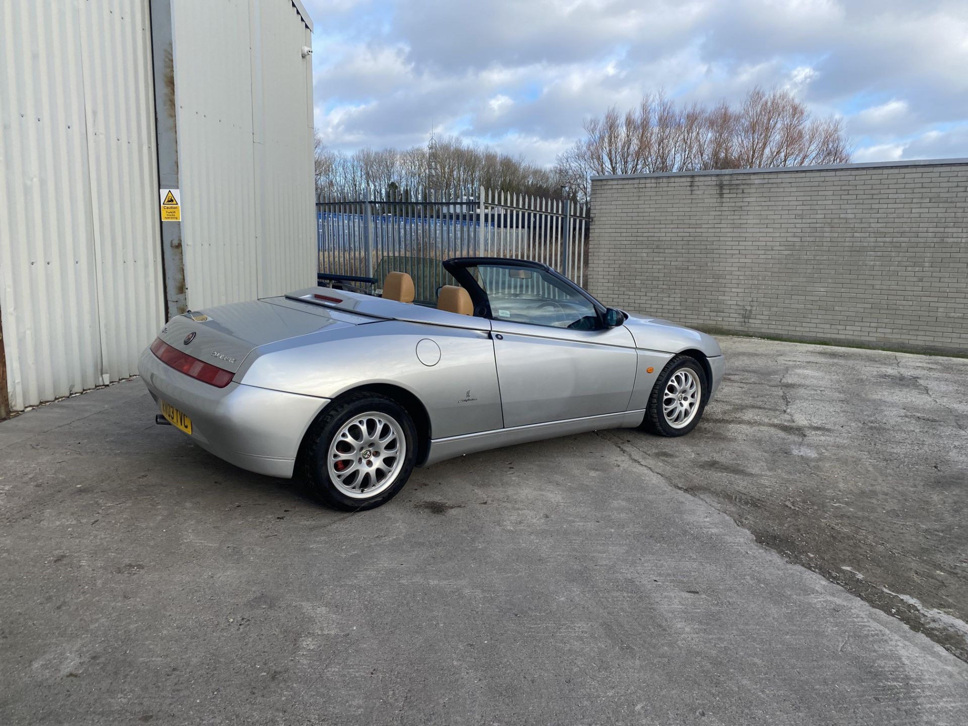 Alfa Spider - Image 4 of 33