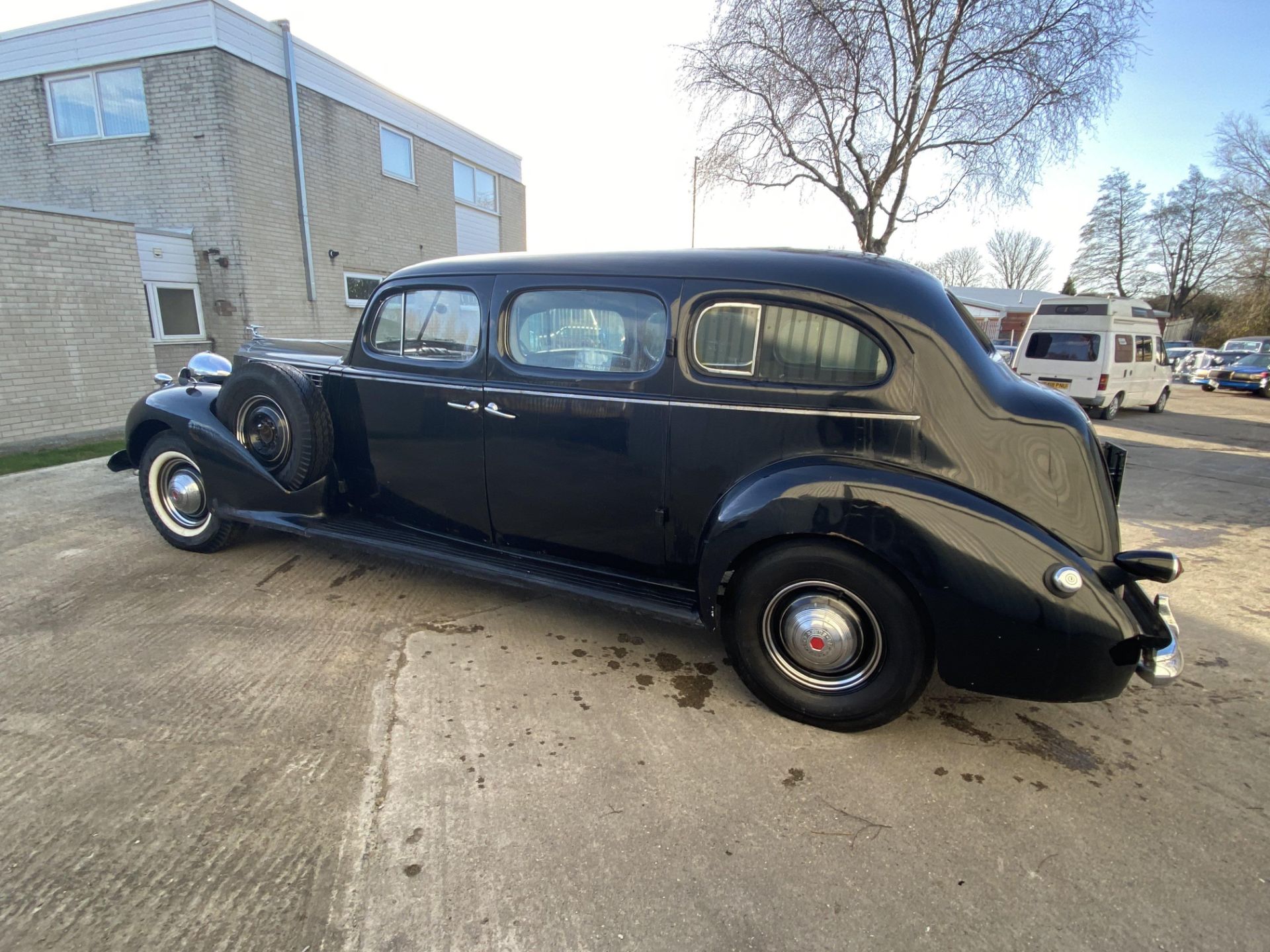 Packard Super Eight Touring Limousine - Image 8 of 34