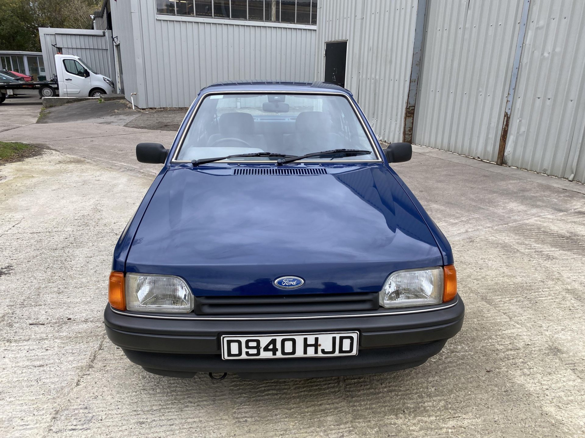 Ford Orion 1.6 GL - Image 10 of 42