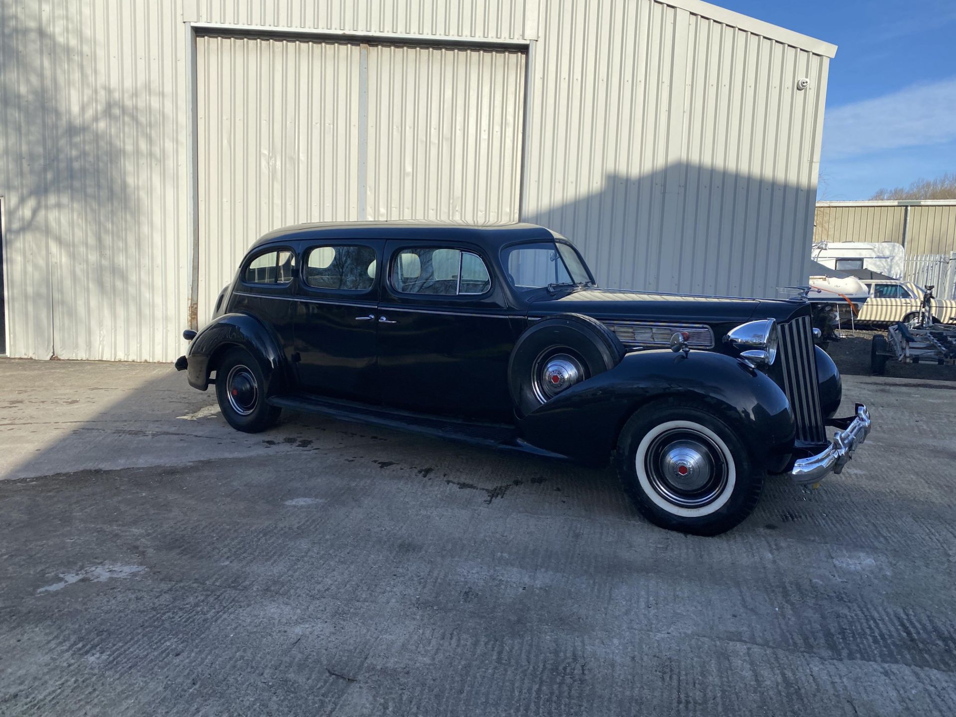 Packard Super Eight Touring Limousine - Image 2 of 34