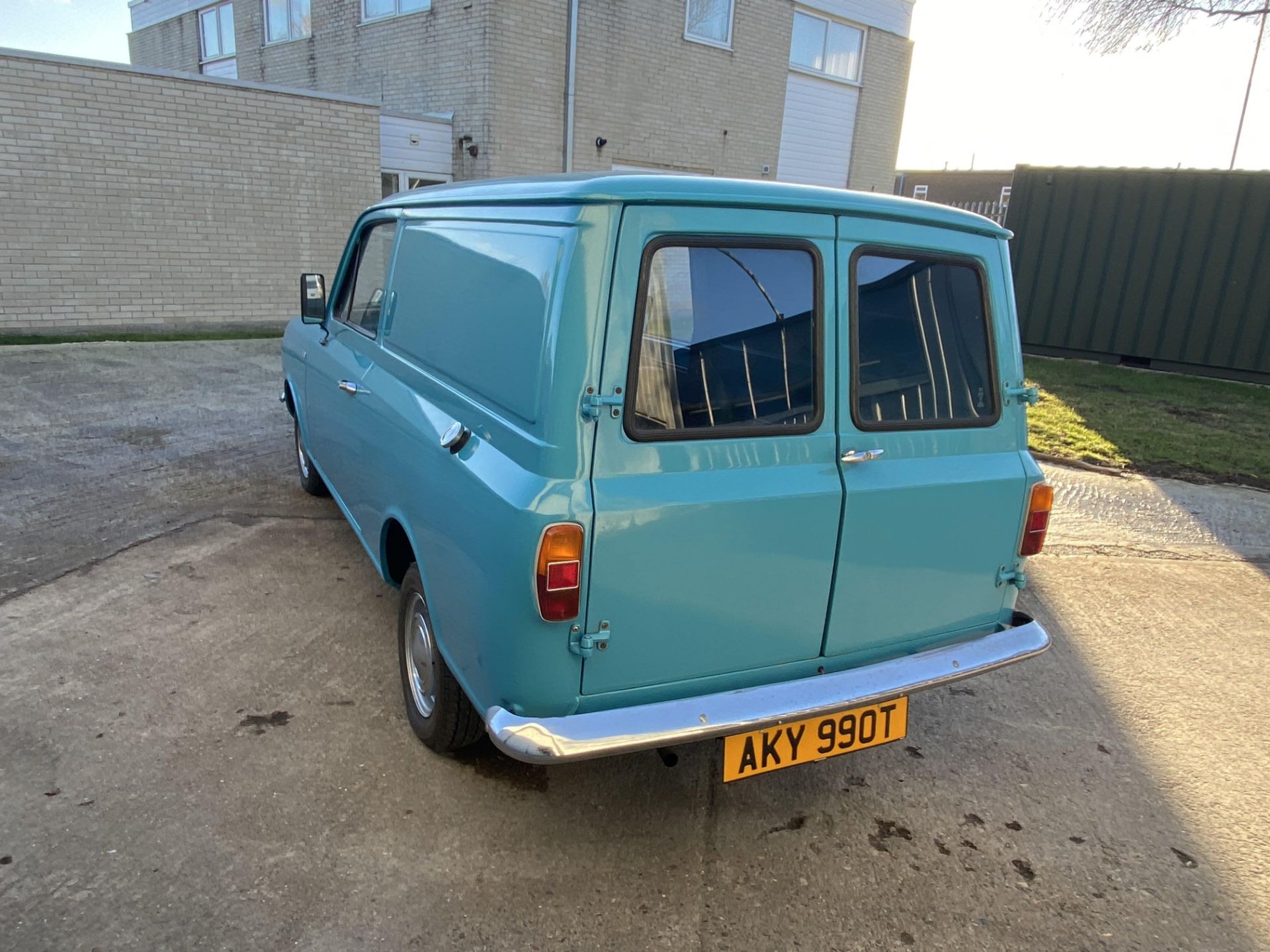 Bedford HA 110 Van - Image 11 of 42