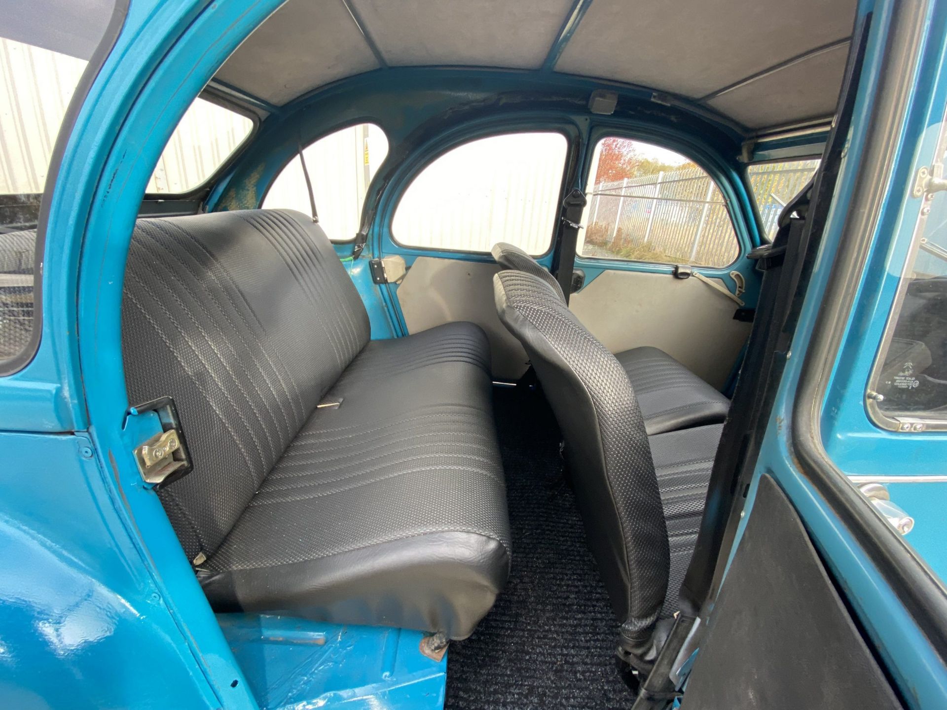 Citroen 2CV - Image 21 of 27