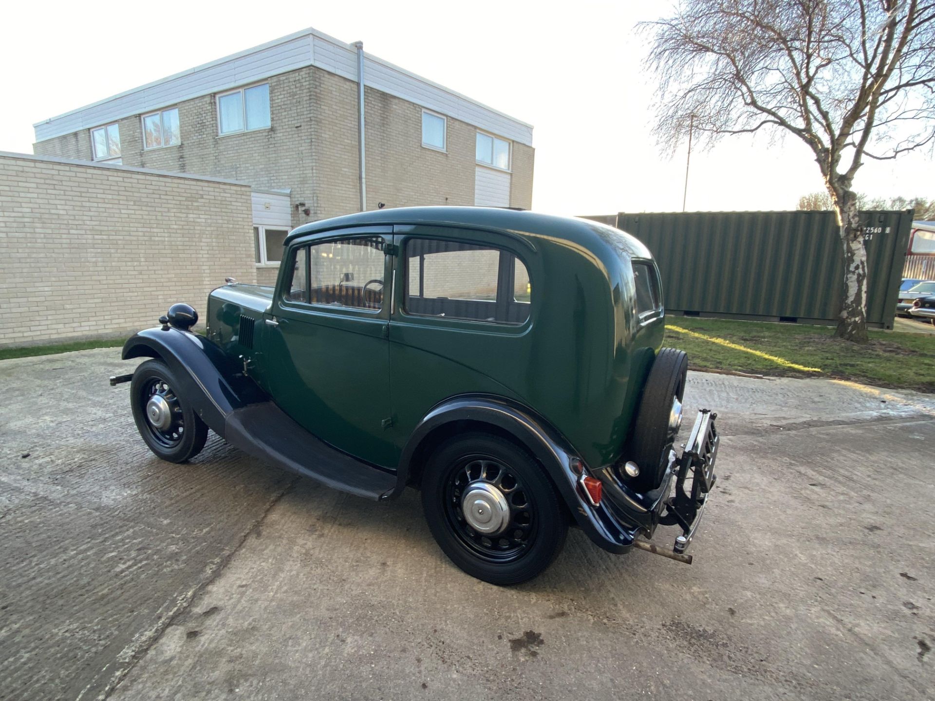 Morris Eight - Image 10 of 36