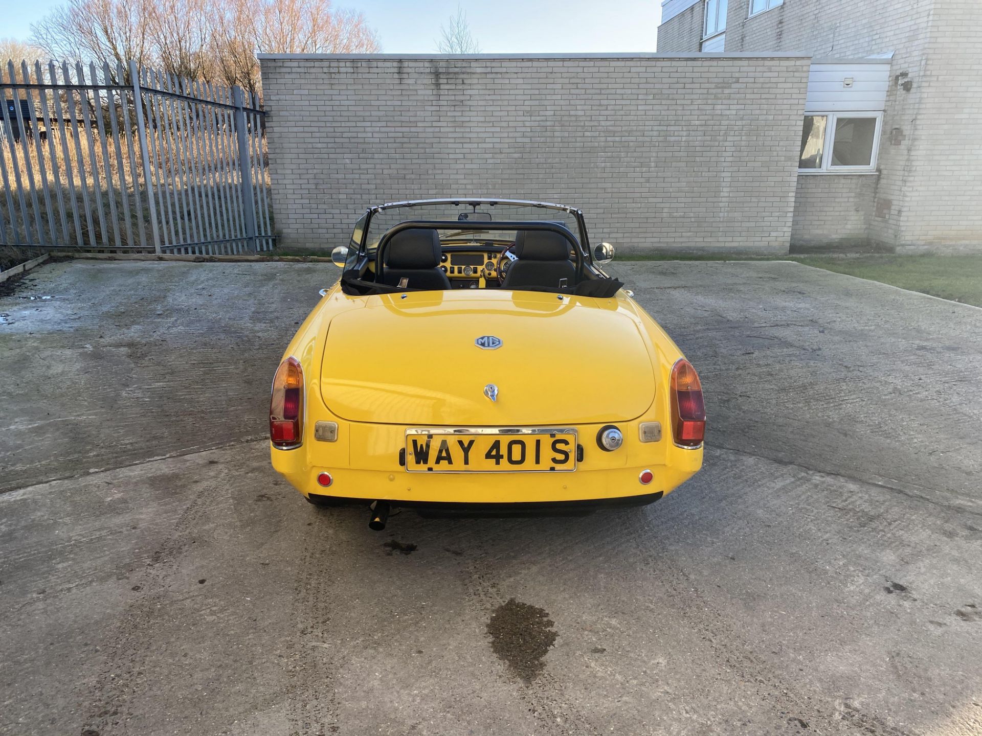 MG Roadster V8 - Image 7 of 46