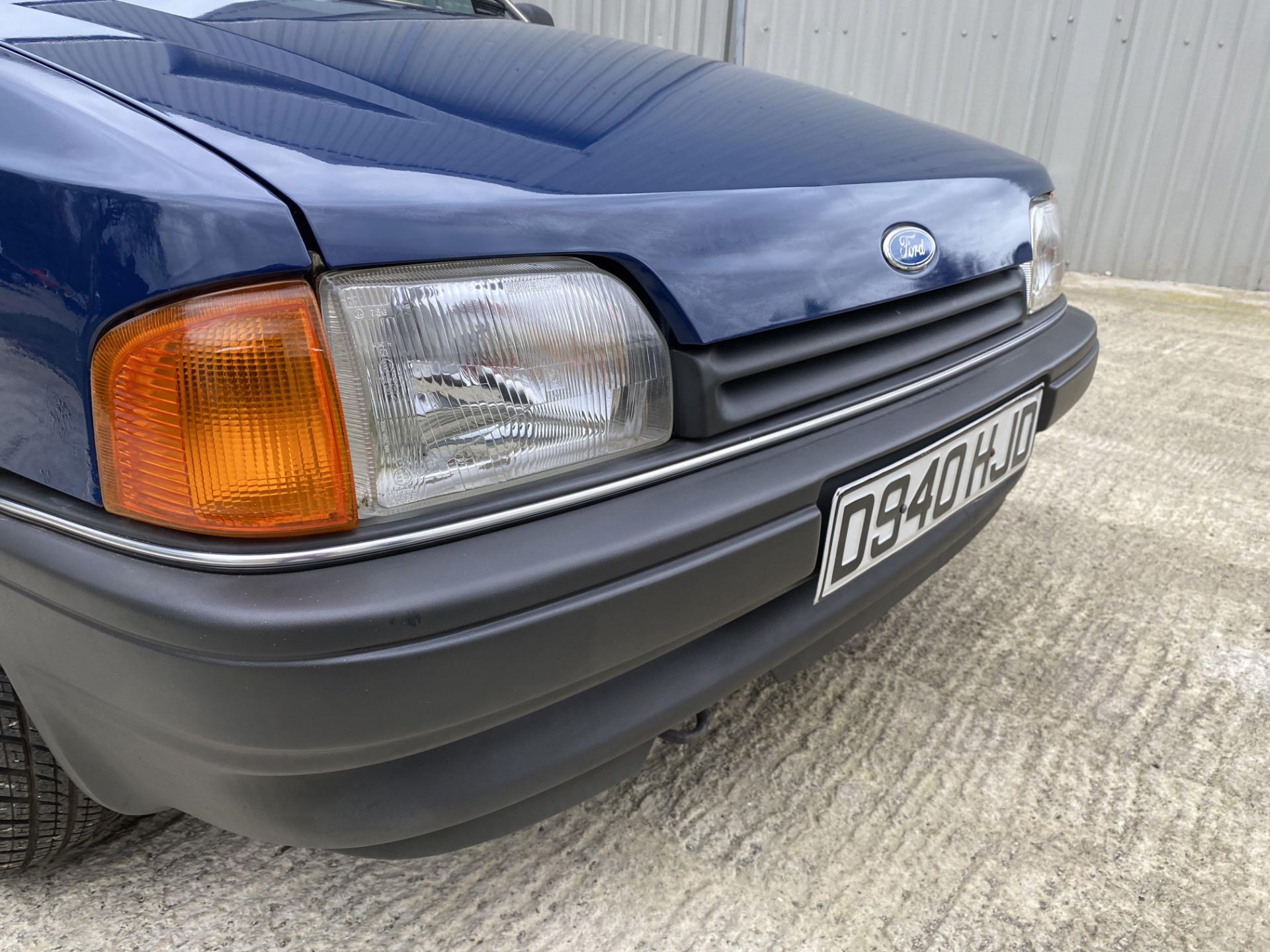 Ford Orion 1.6 GL - Image 12 of 42