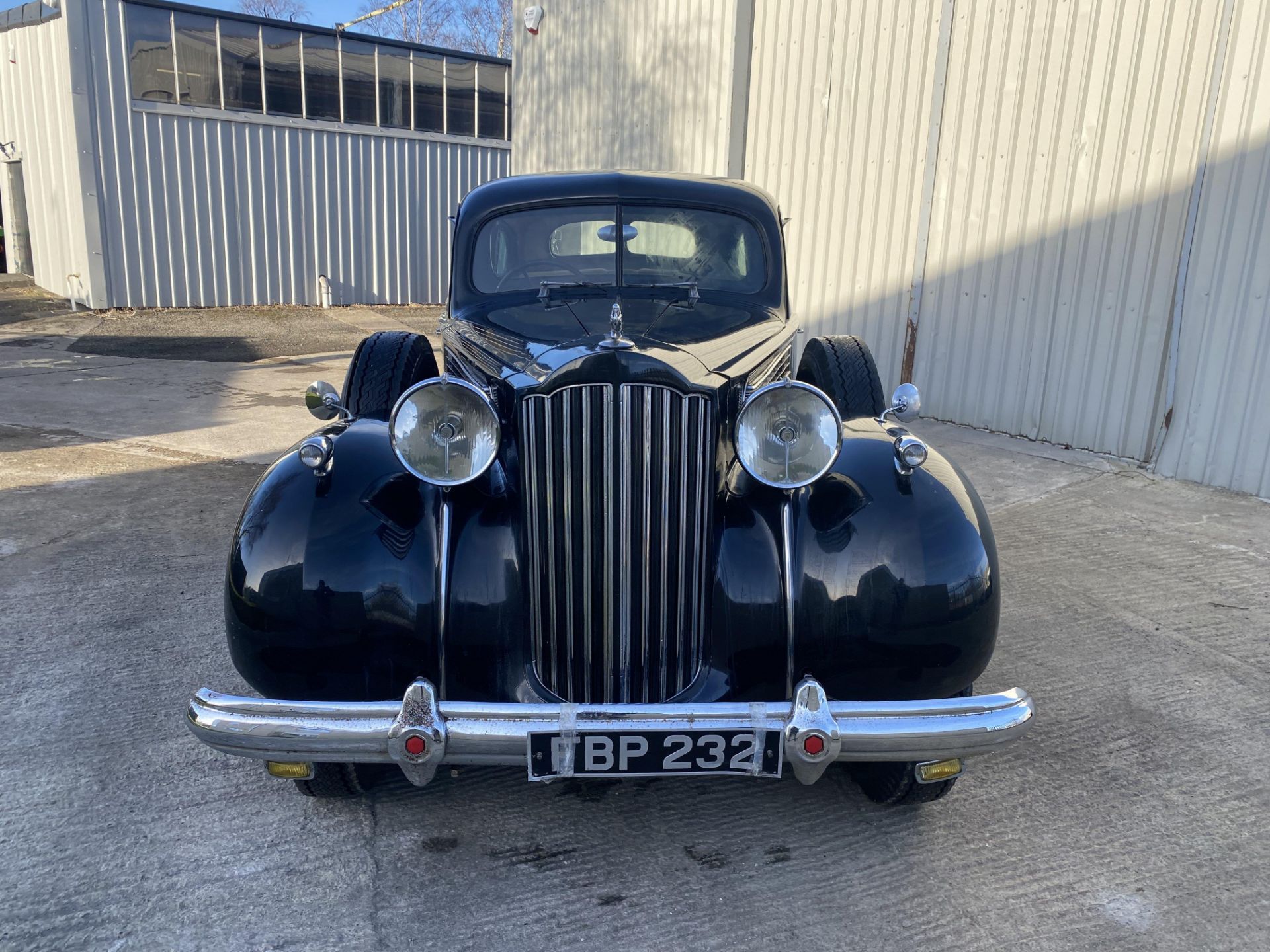 Packard Super Eight Touring Limousine - Image 12 of 34