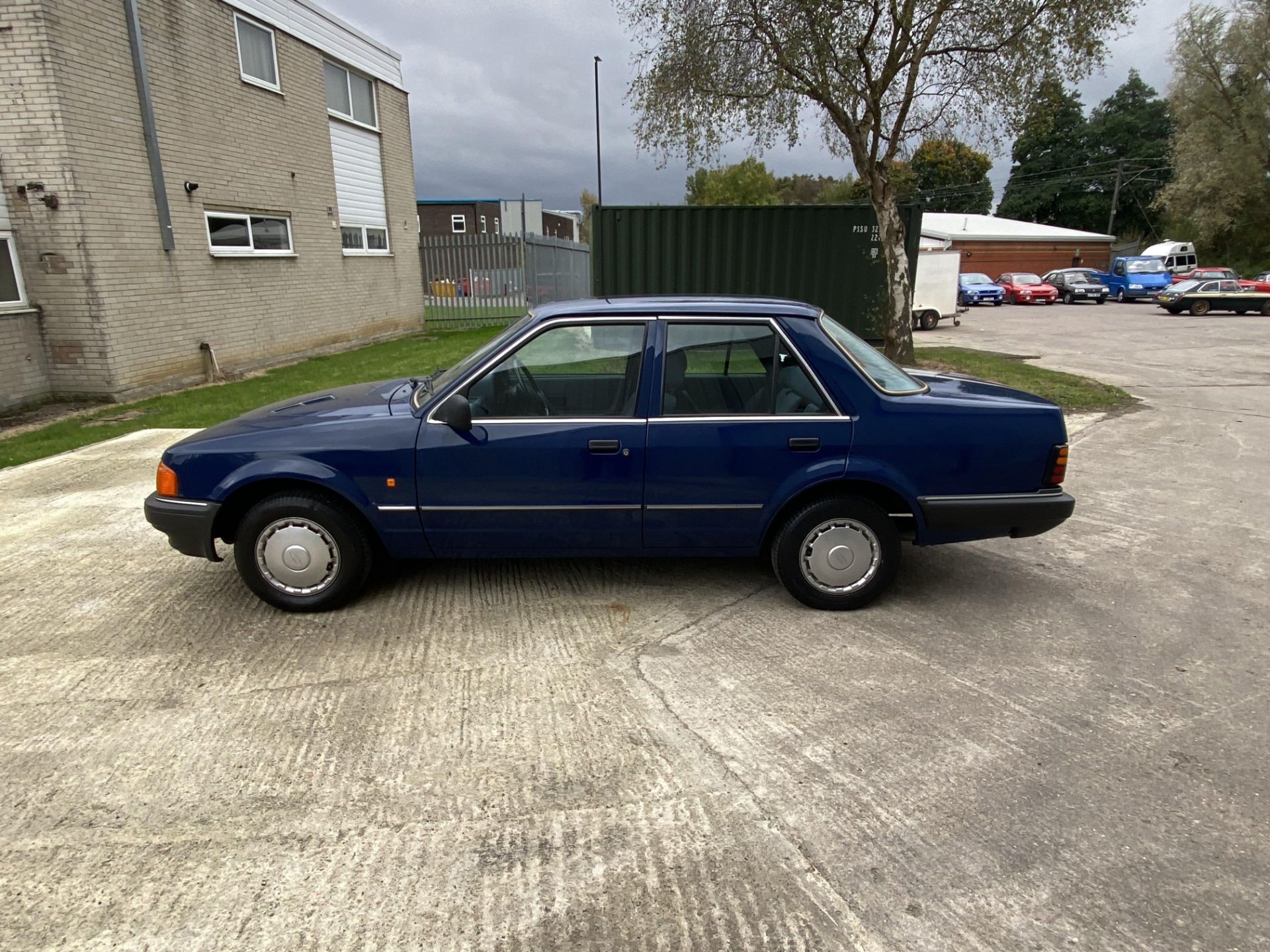 Ford Orion 1.6 GL - Image 7 of 42