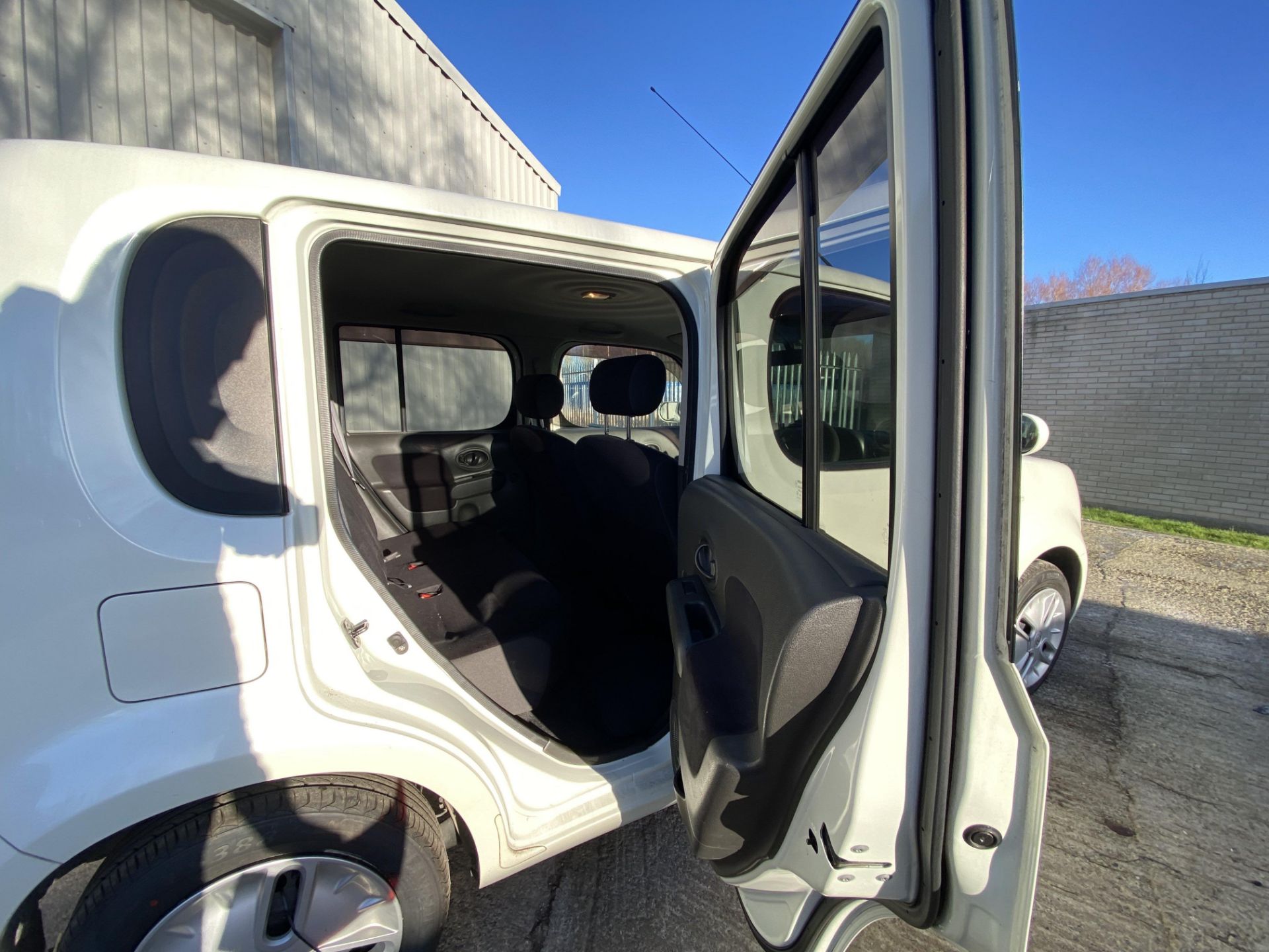 Nissan Cube - Image 19 of 33