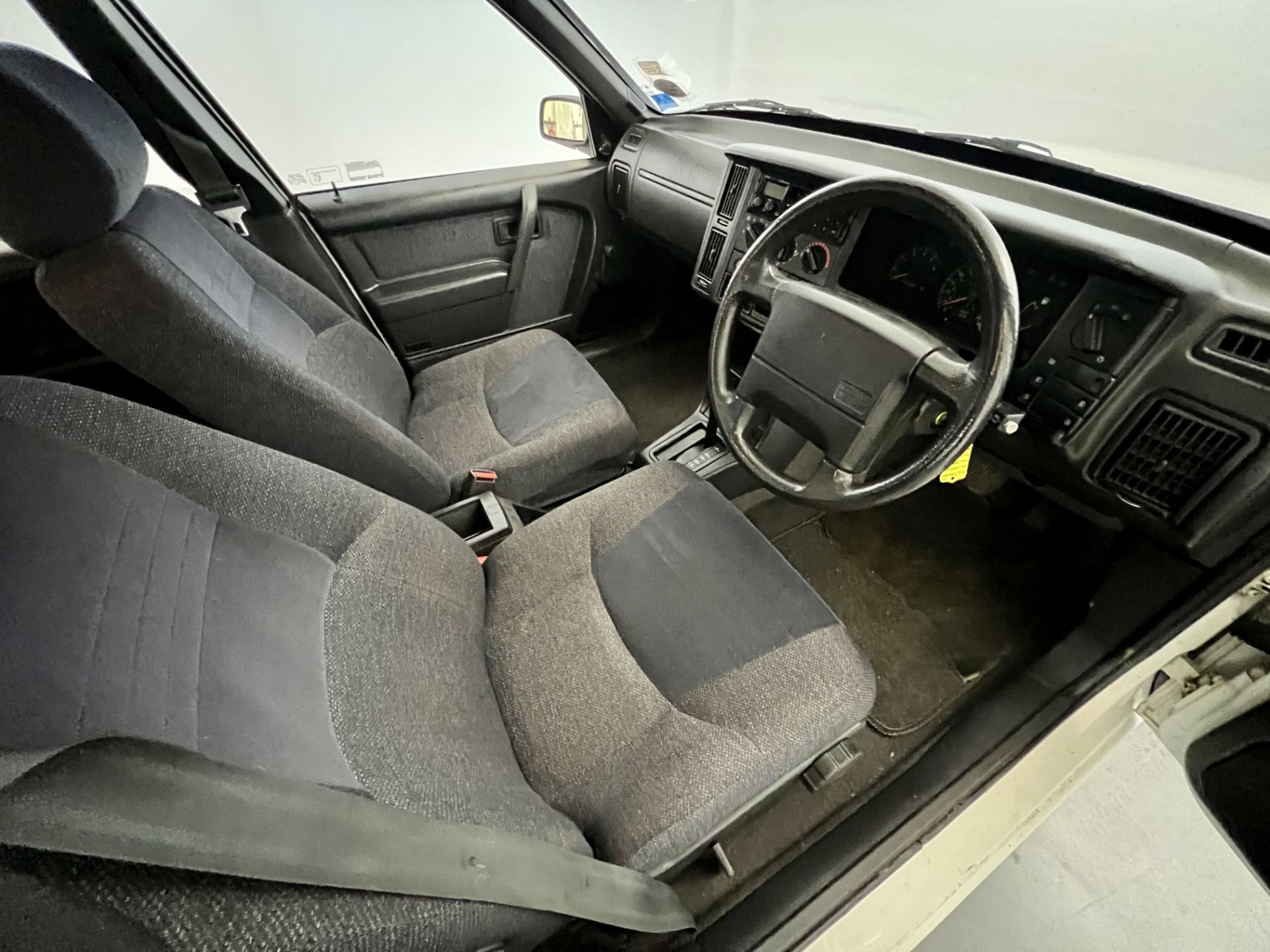 Volvo 440 - Image 21 of 31