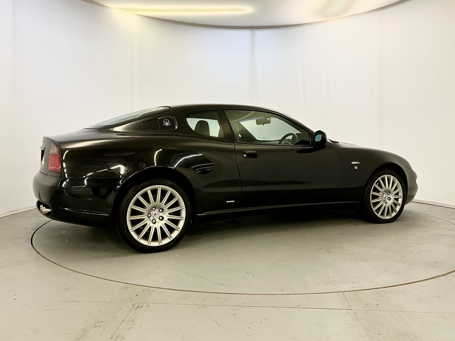 Maserati 4200 - Image 10 of 40