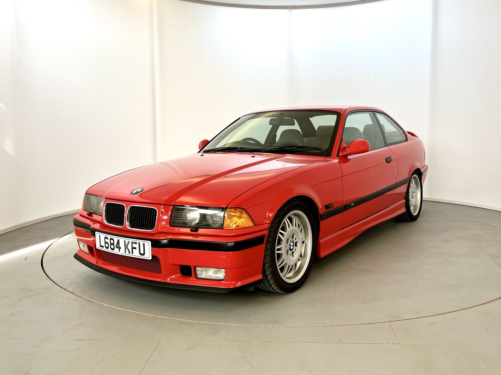 BMW M3 - Image 3 of 41