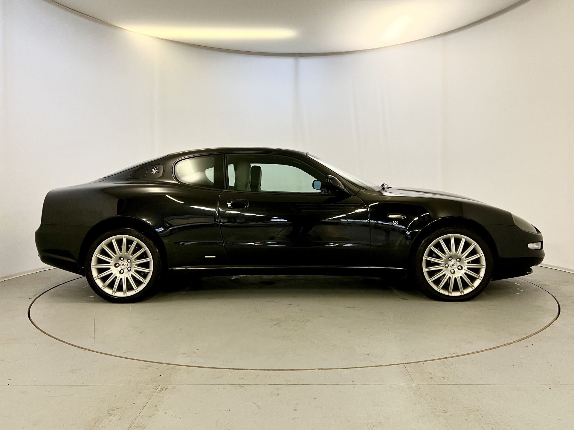 Maserati 4200 - Image 11 of 40