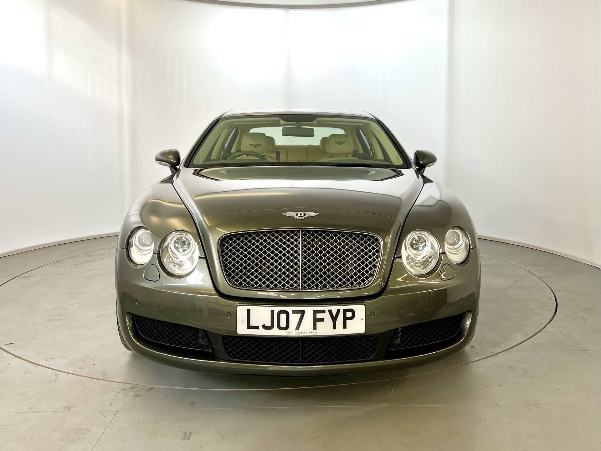 Bentley Flying Spur Mulliner - Image 2 of 47