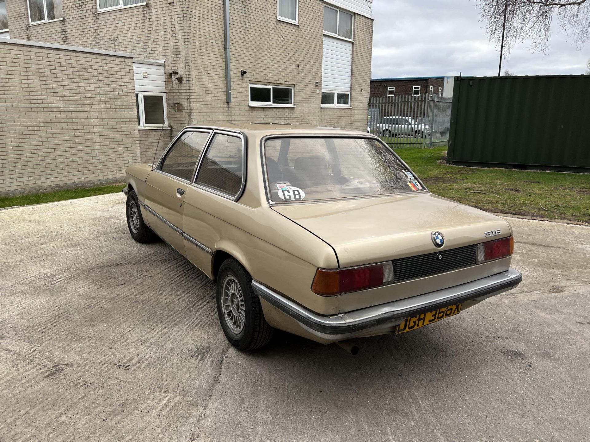 BMW 316 - Image 7 of 31