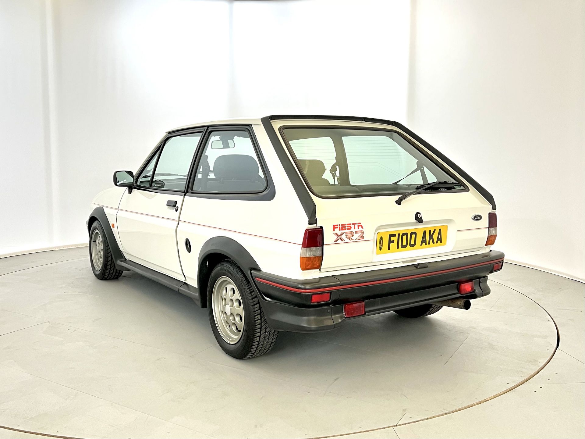 Ford Fiesta XR2 - Image 7 of 37