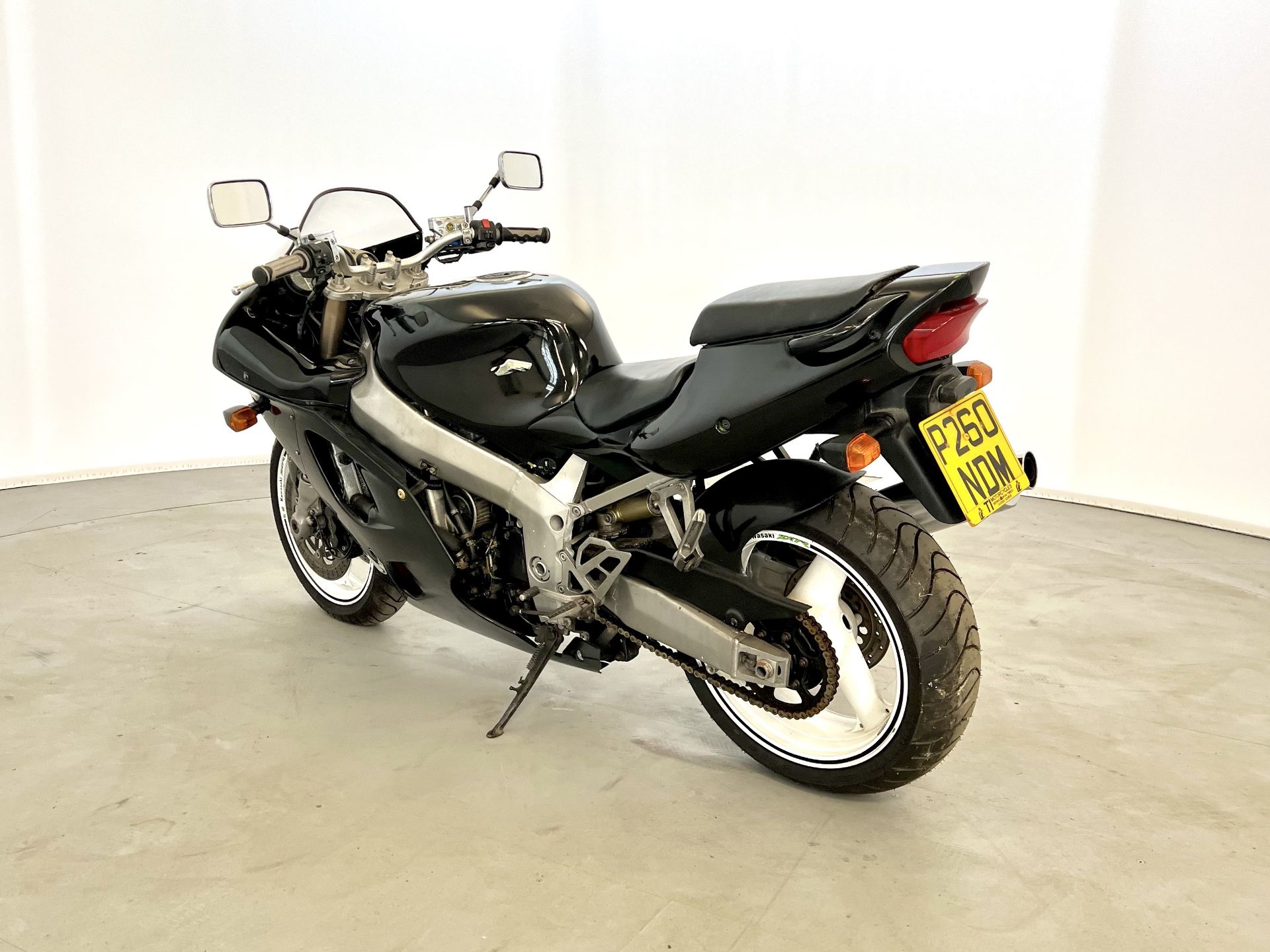 Kawasaki 2X750 - Image 6 of 19