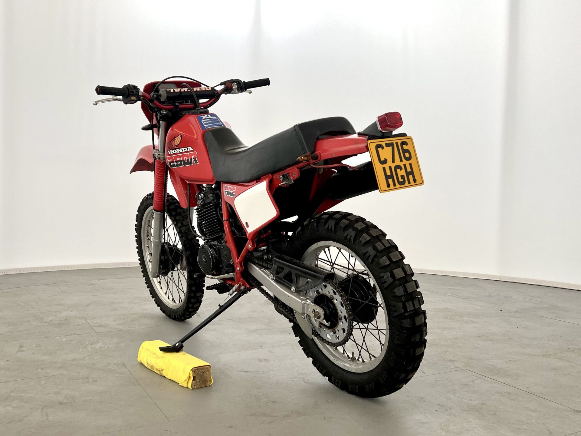 Honda XL250R - Image 8 of 19