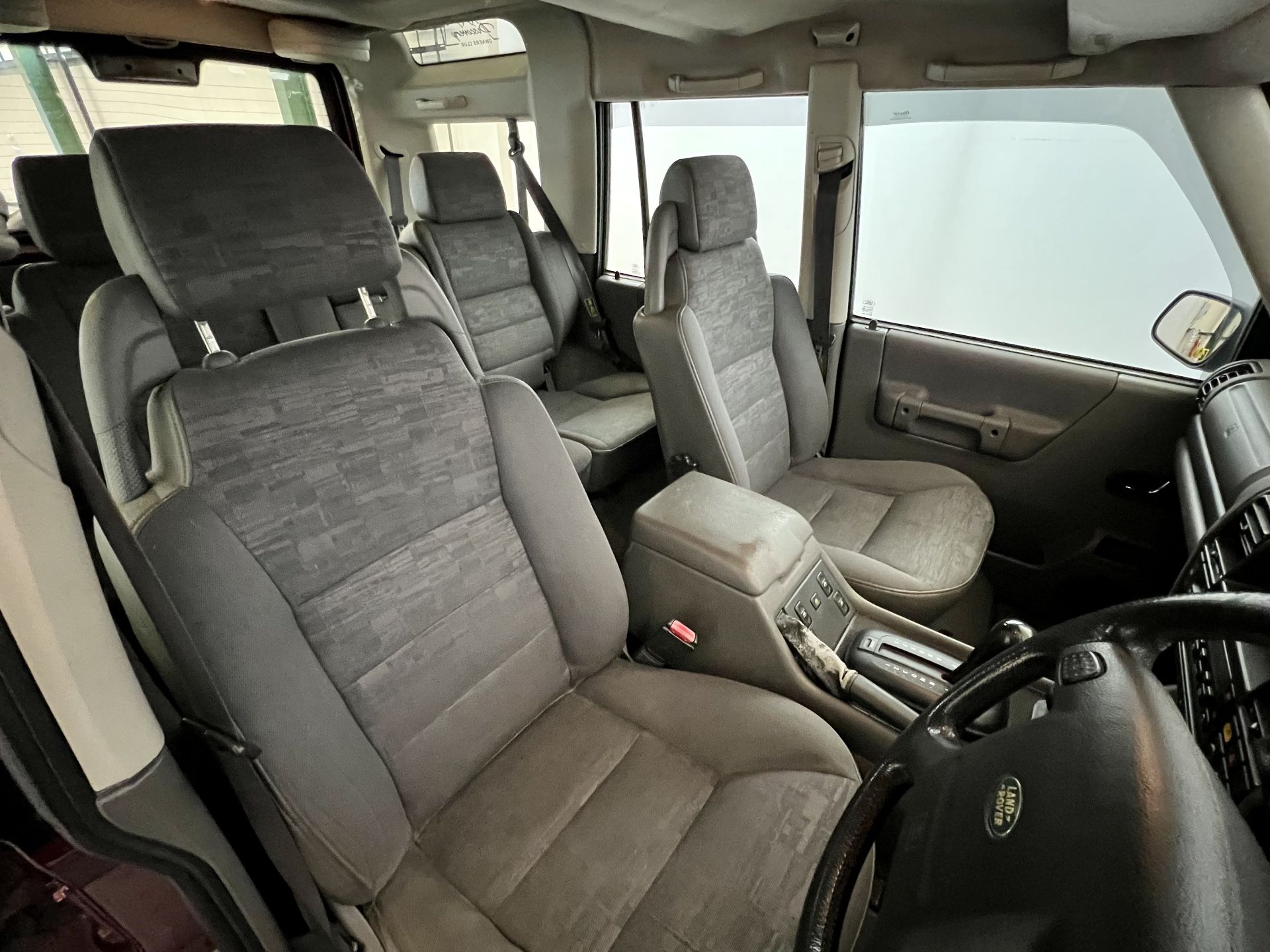 Land Rover Discovery - Image 20 of 35