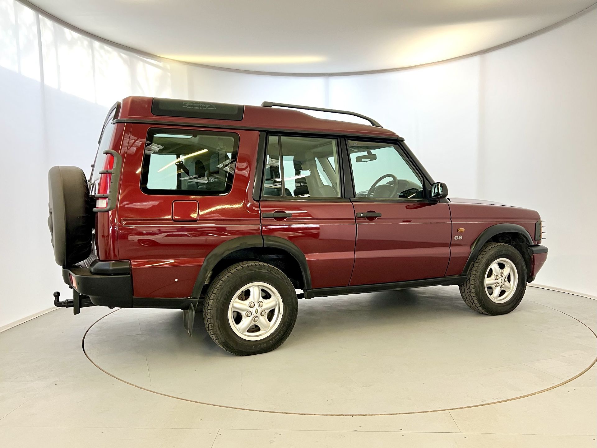 Land Rover Discovery - Image 10 of 35