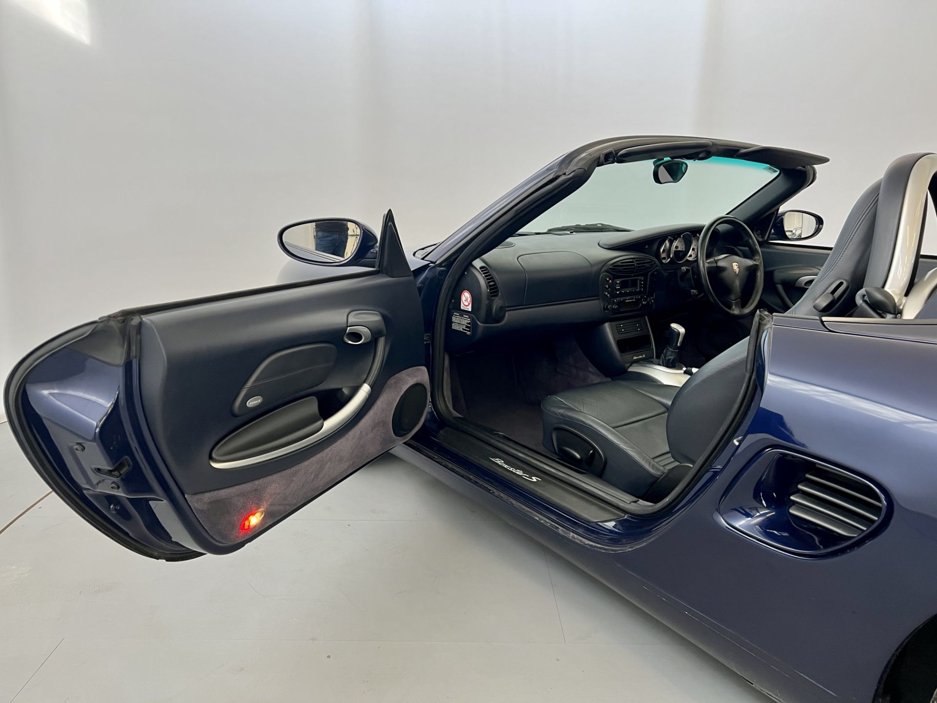 Porsche Boxster S - Image 22 of 32