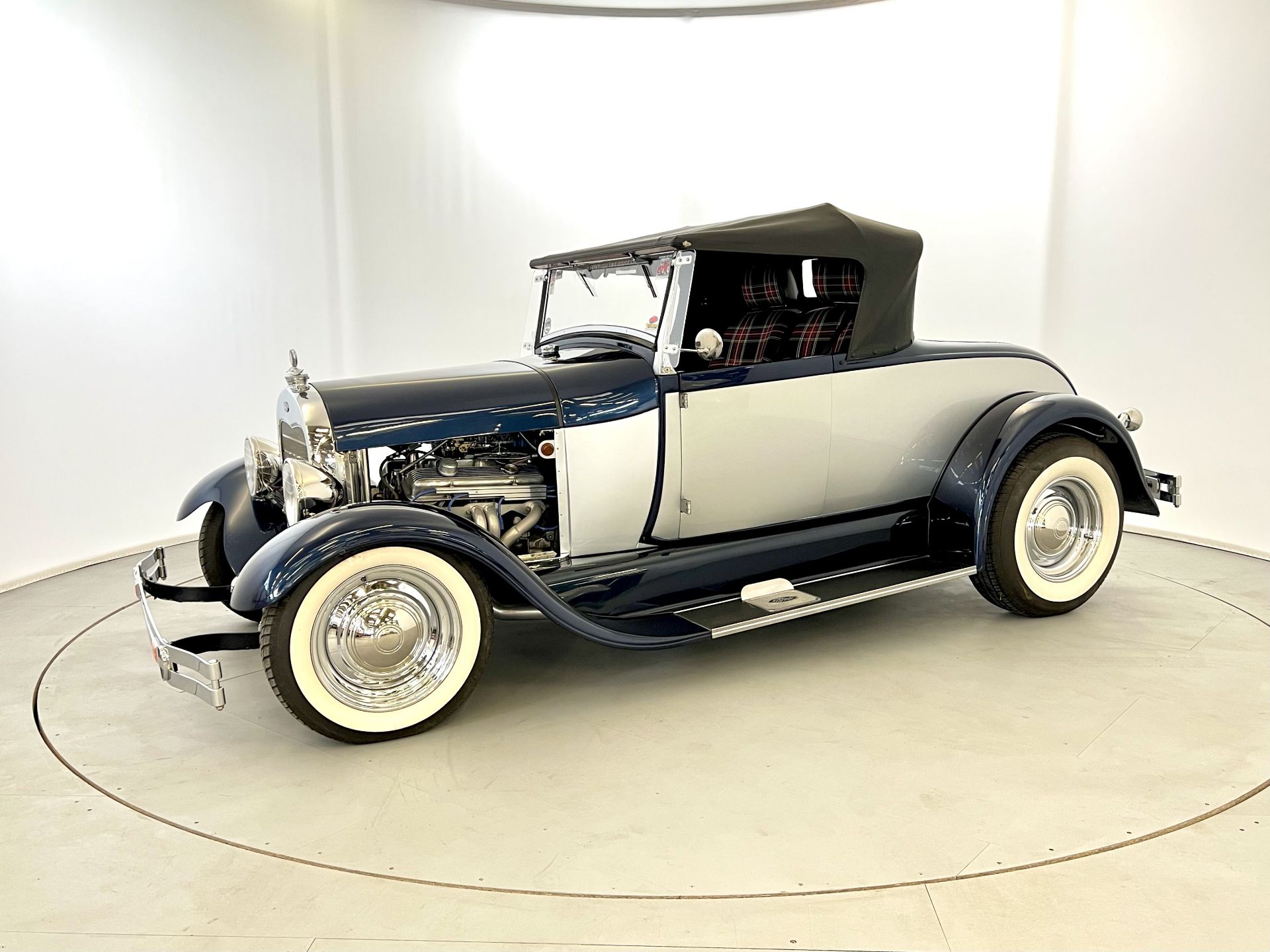 Ford Model A - Image 4 of 53