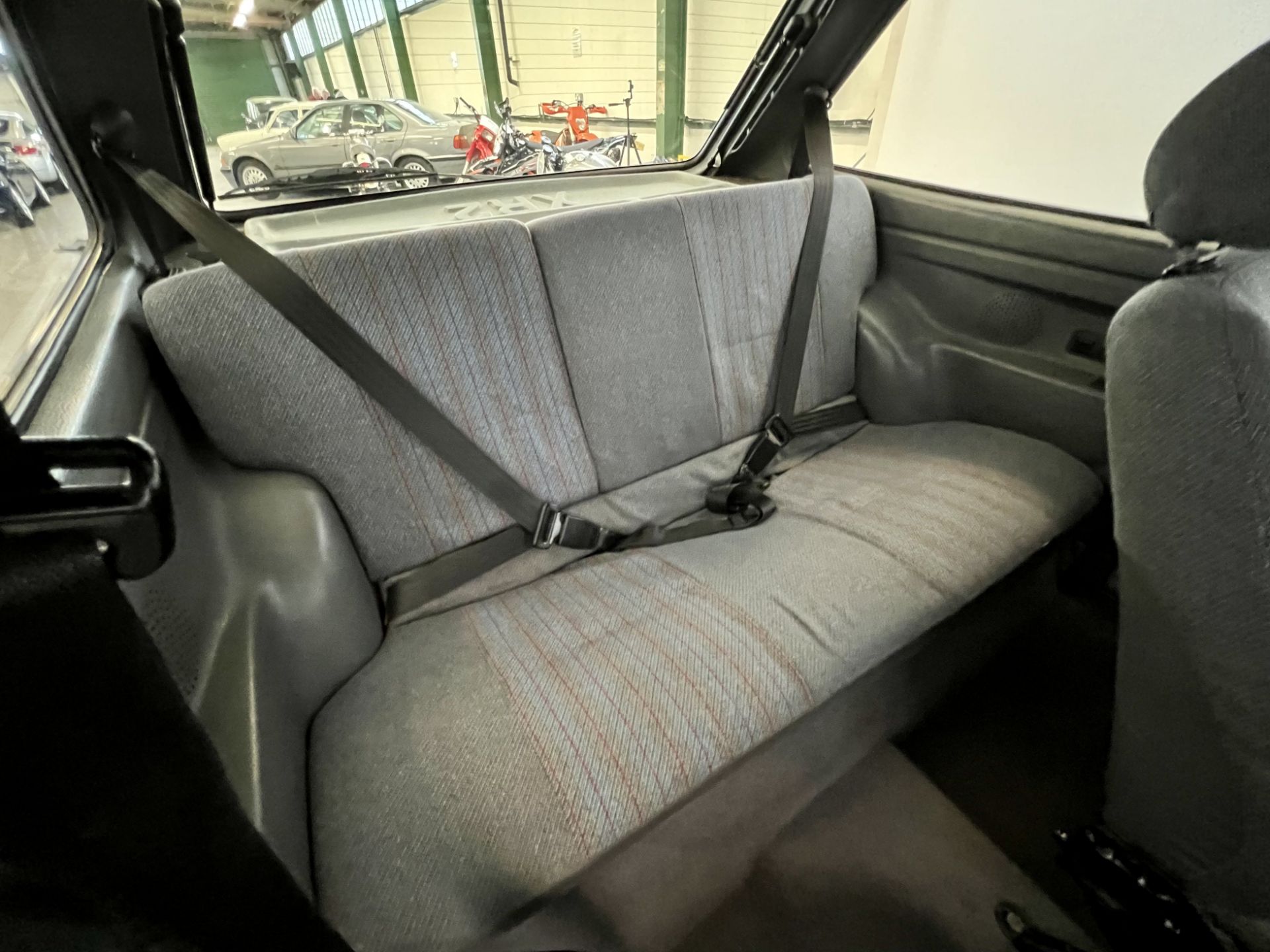 Ford Fiesta XR2 - Image 21 of 37