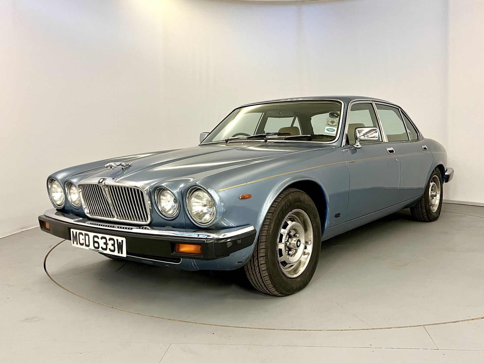 Jaguar XJ6 4.2 - Image 4 of 20