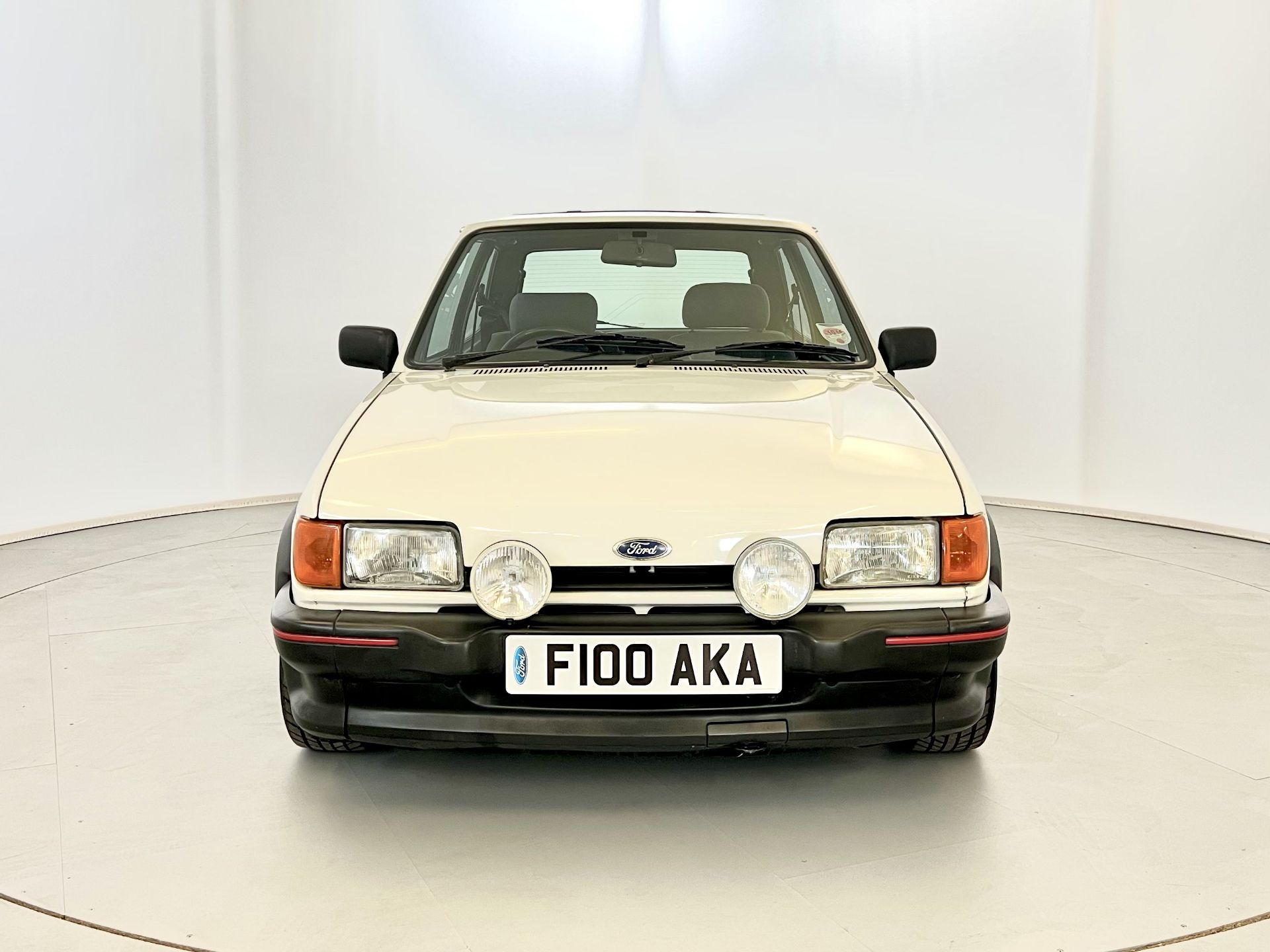 Ford Fiesta XR2 - Image 2 of 37