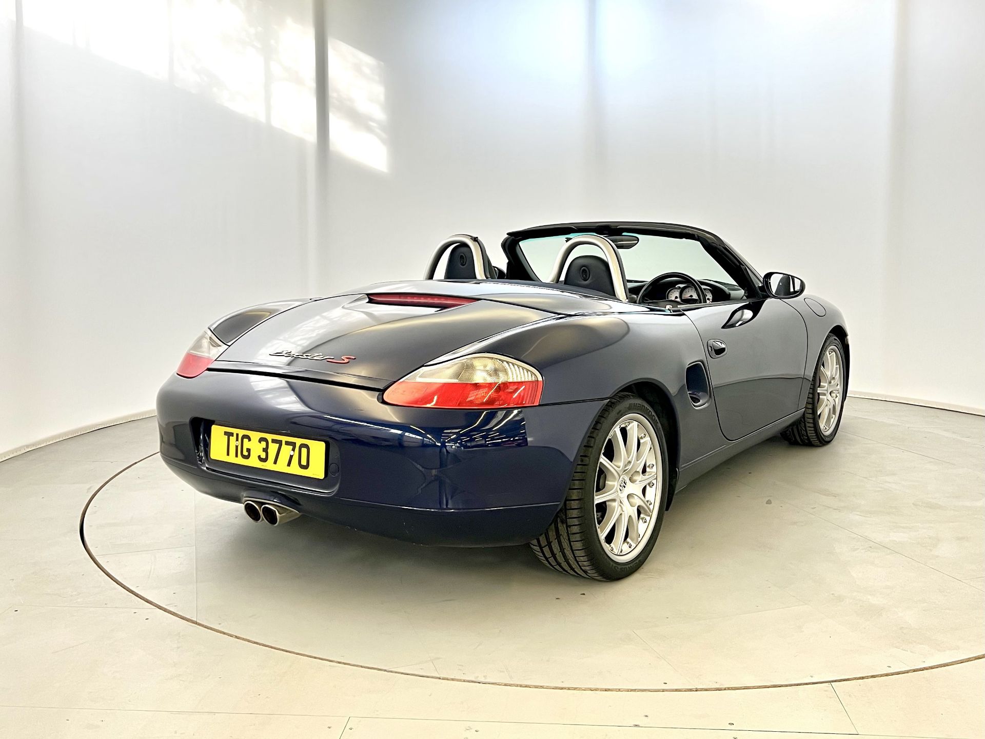 Porsche Boxster S - Image 9 of 32