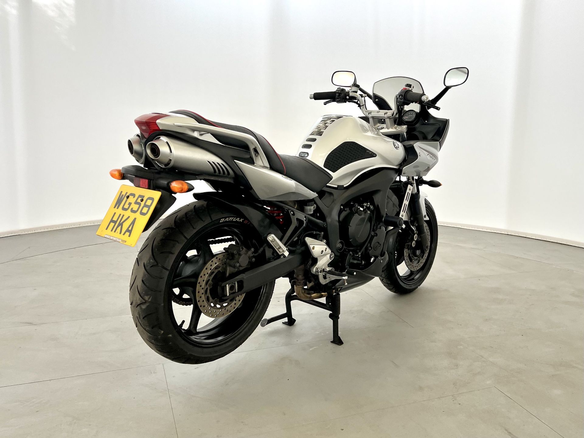 Yamaha FZ6 S2 - Image 3 of 22
