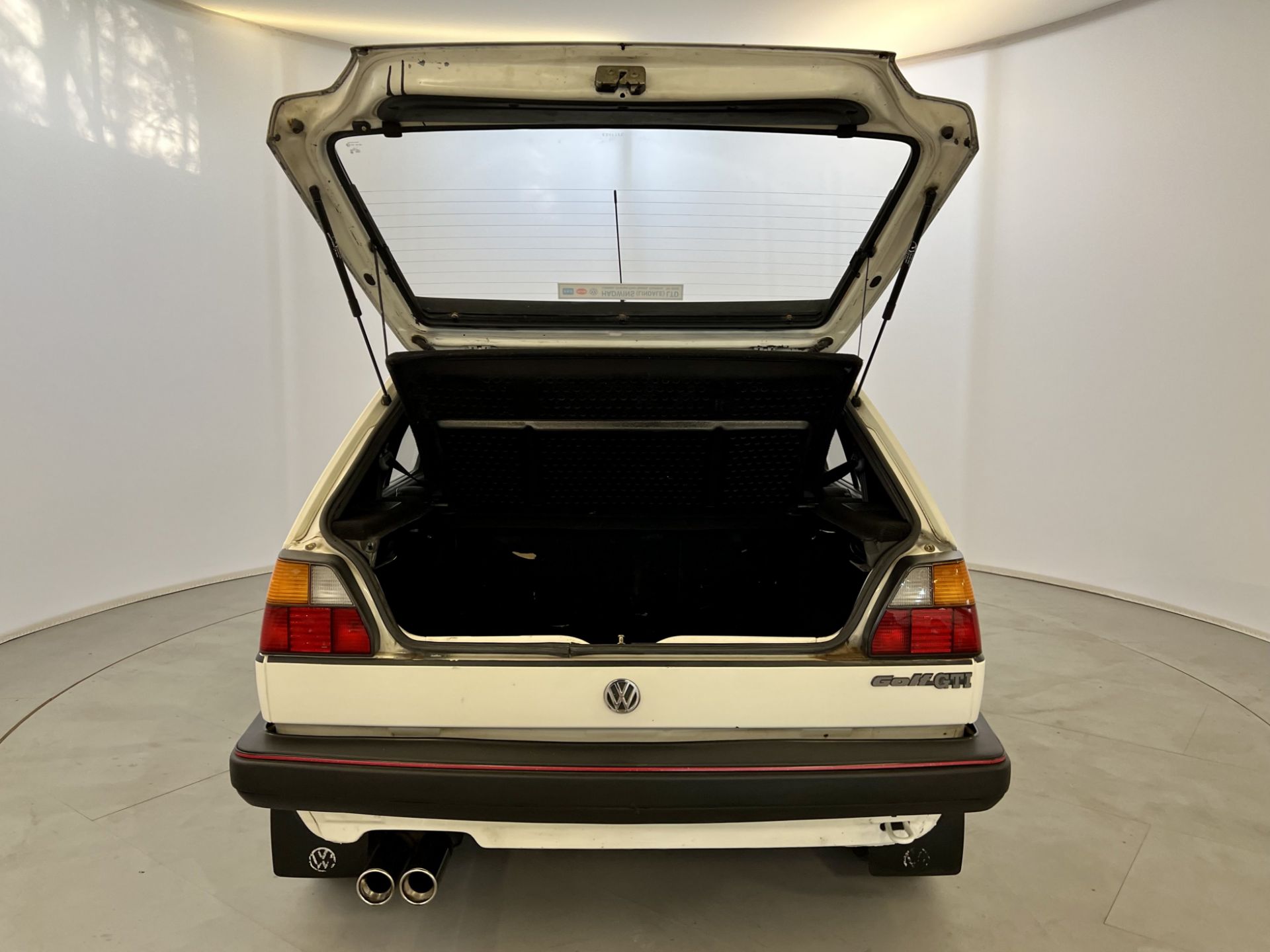 Volkswagen Golf GTI - Image 36 of 40