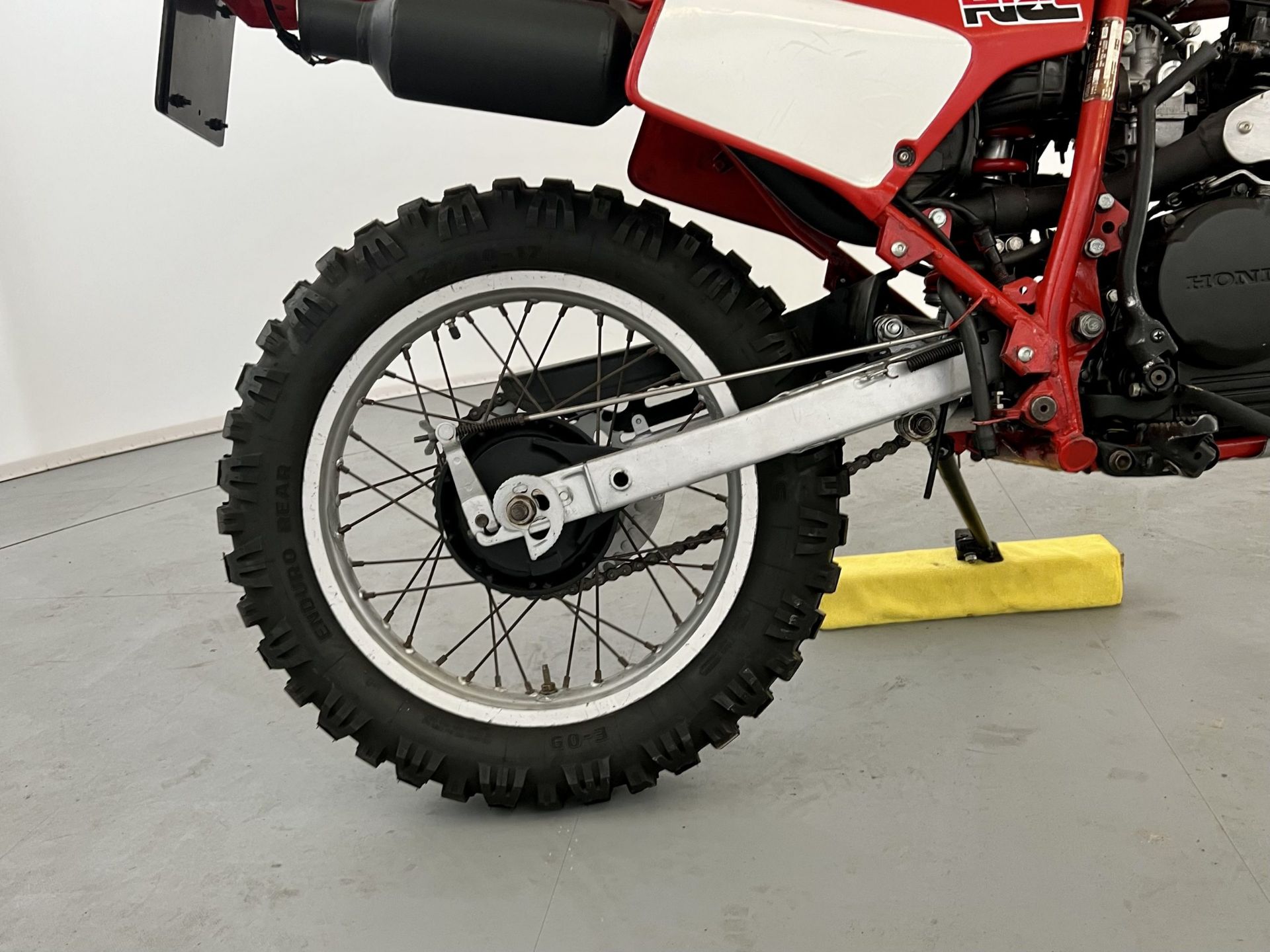 Honda XL250R - Image 11 of 19