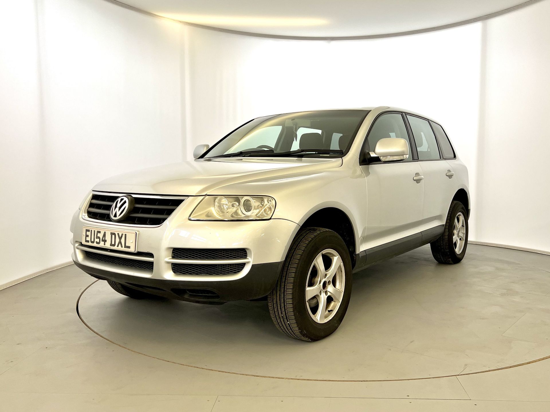 Volkswagen Touareg TDI - Image 3 of 35