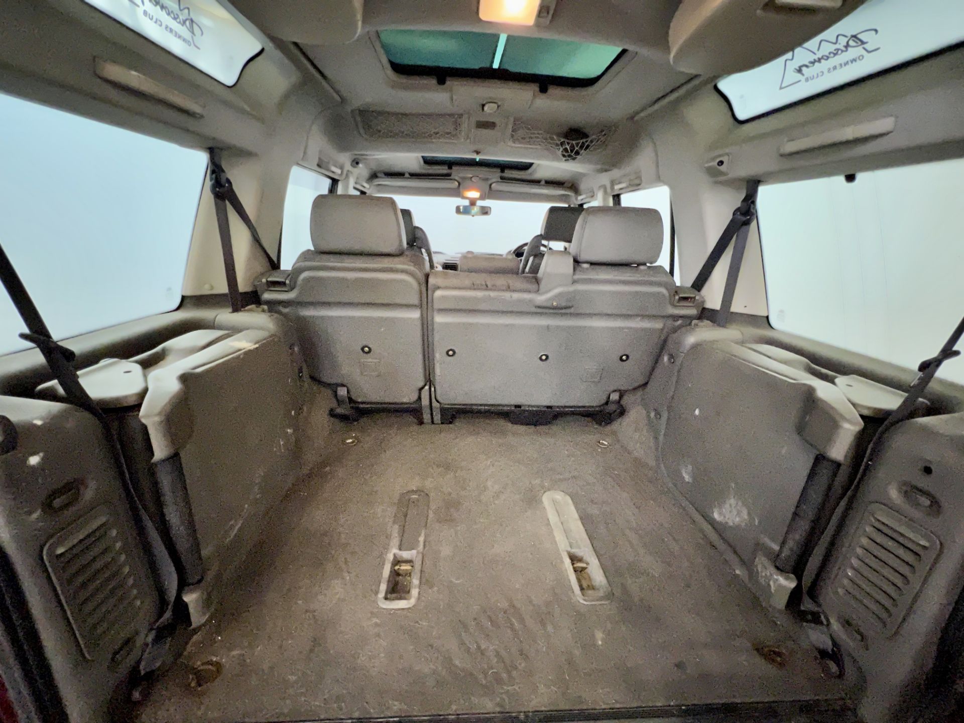 Land Rover Discovery - Image 33 of 35