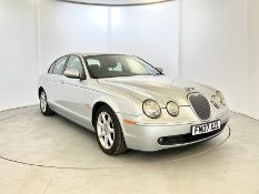 Jaguar S-Type