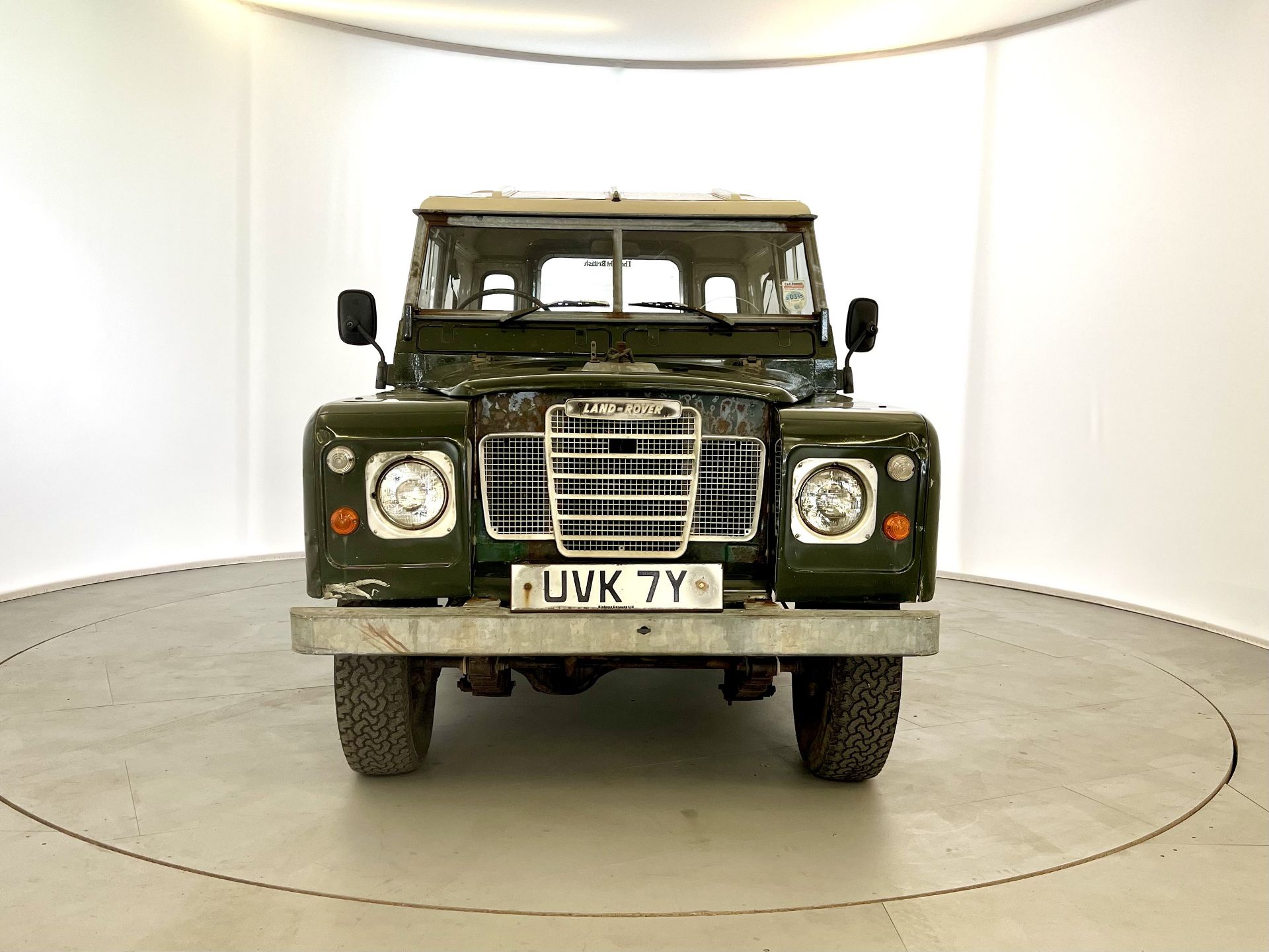 Land Rover Series 3 - Image 2 of 29