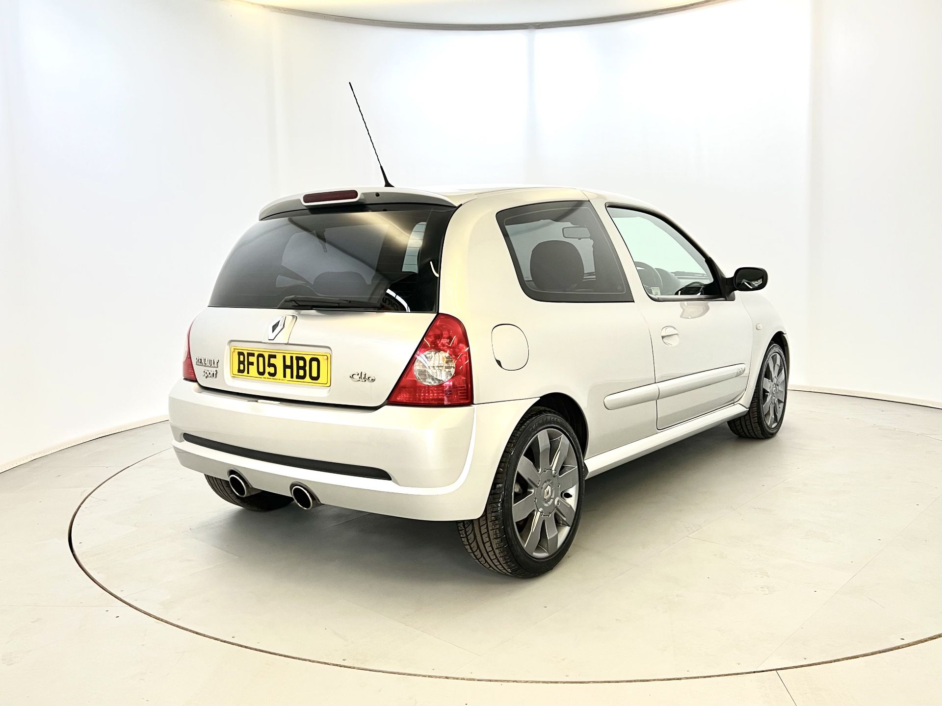 Renault Clio 182 Cup - Image 9 of 31