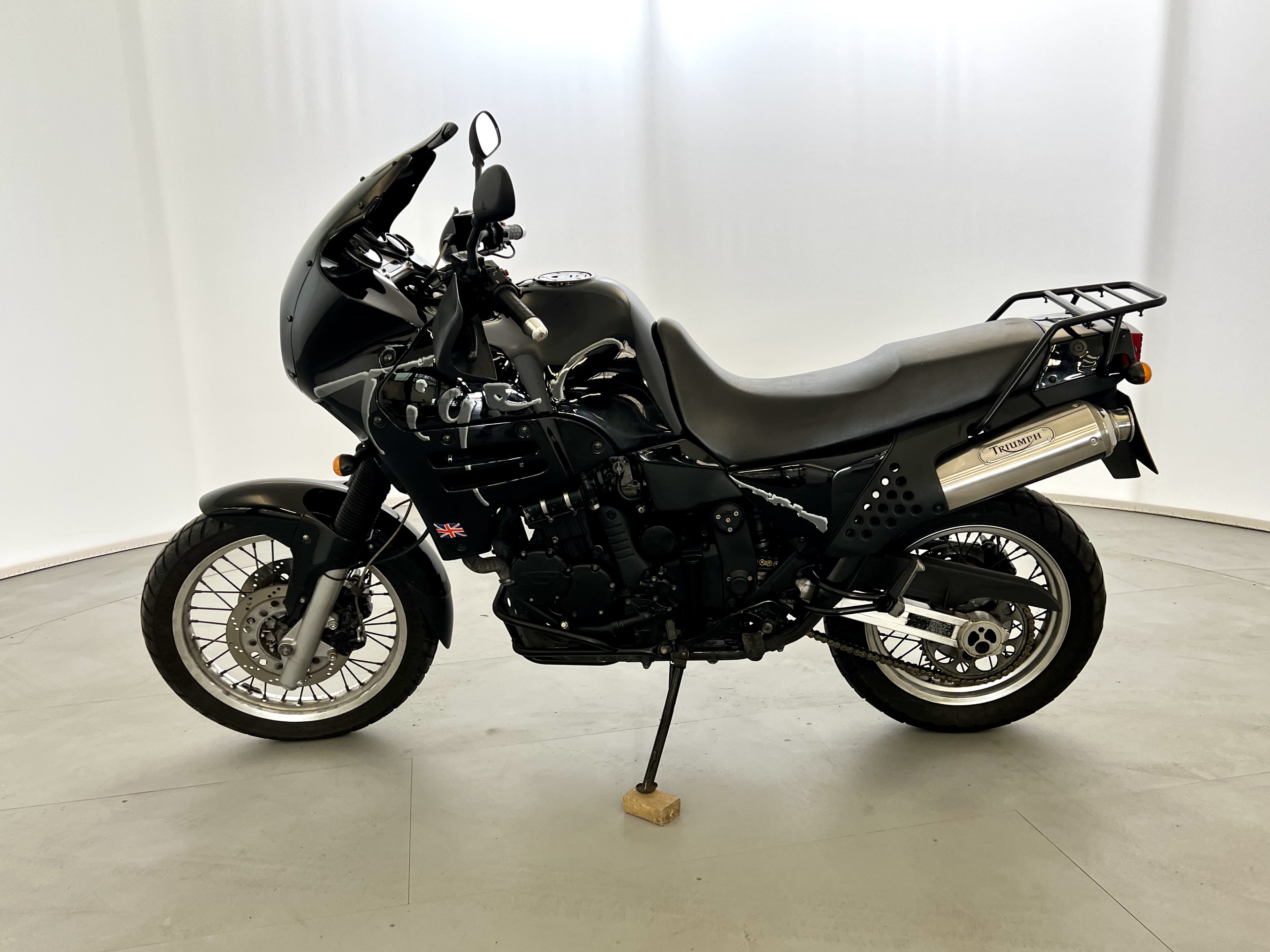 Triumph Tiger - Image 4 of 19