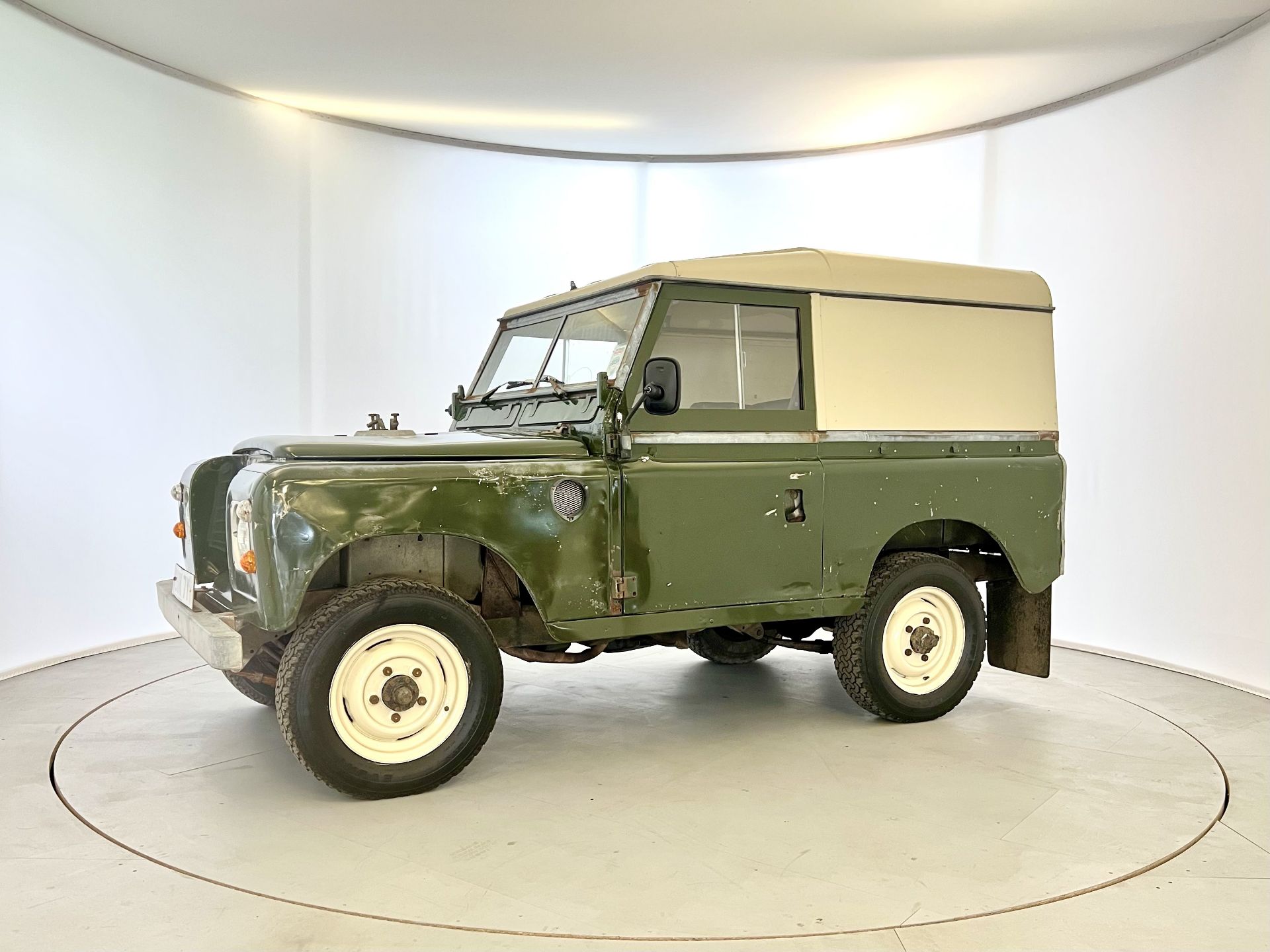 Land Rover Series 3 - Image 4 of 29
