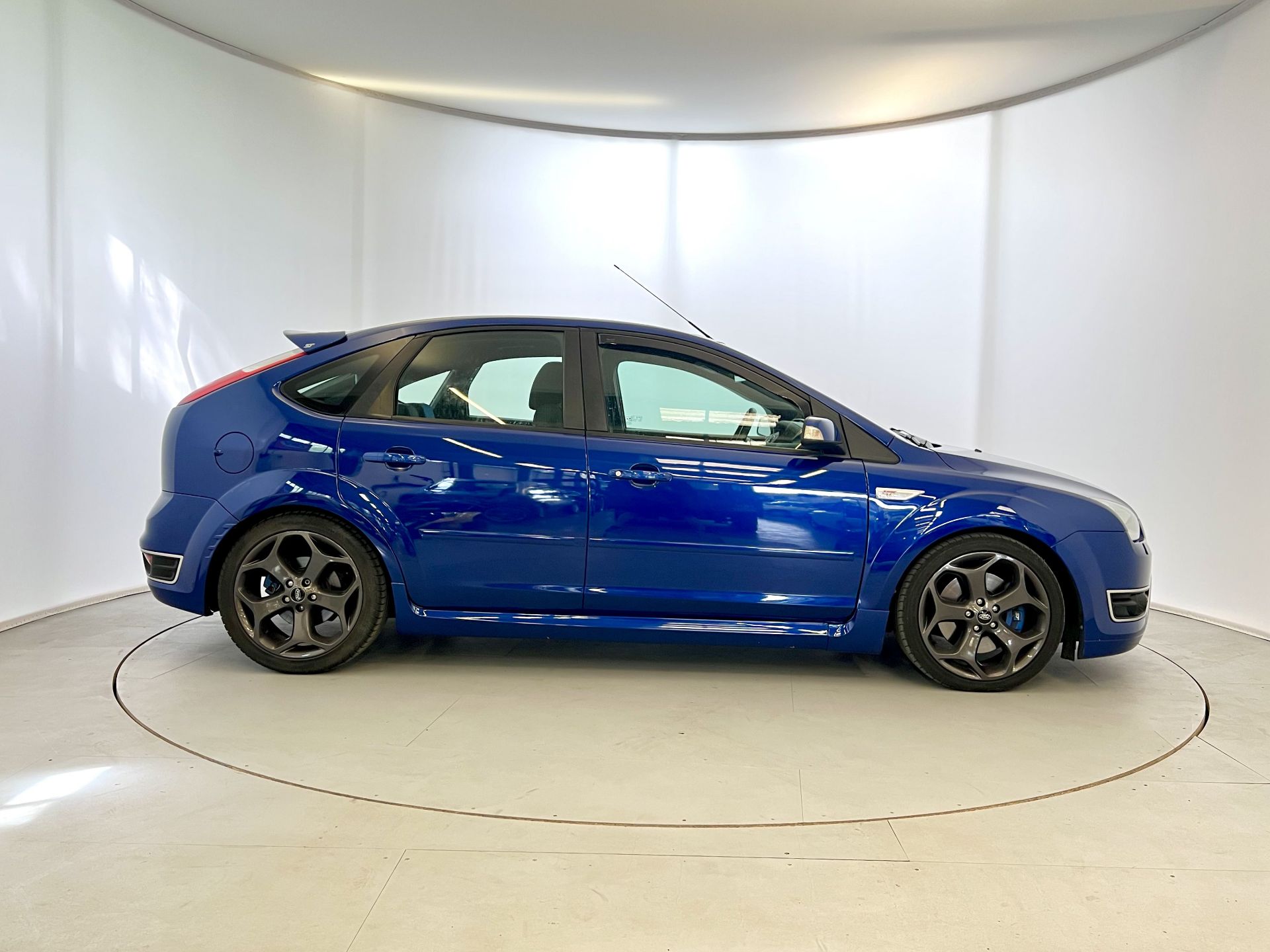 Ford Focus ST-2 - Image 11 of 36